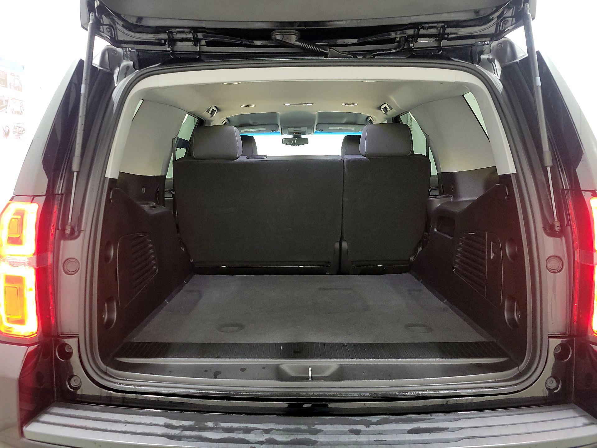 Thumbnail: 2019 Chevrolet Tahoe - 20