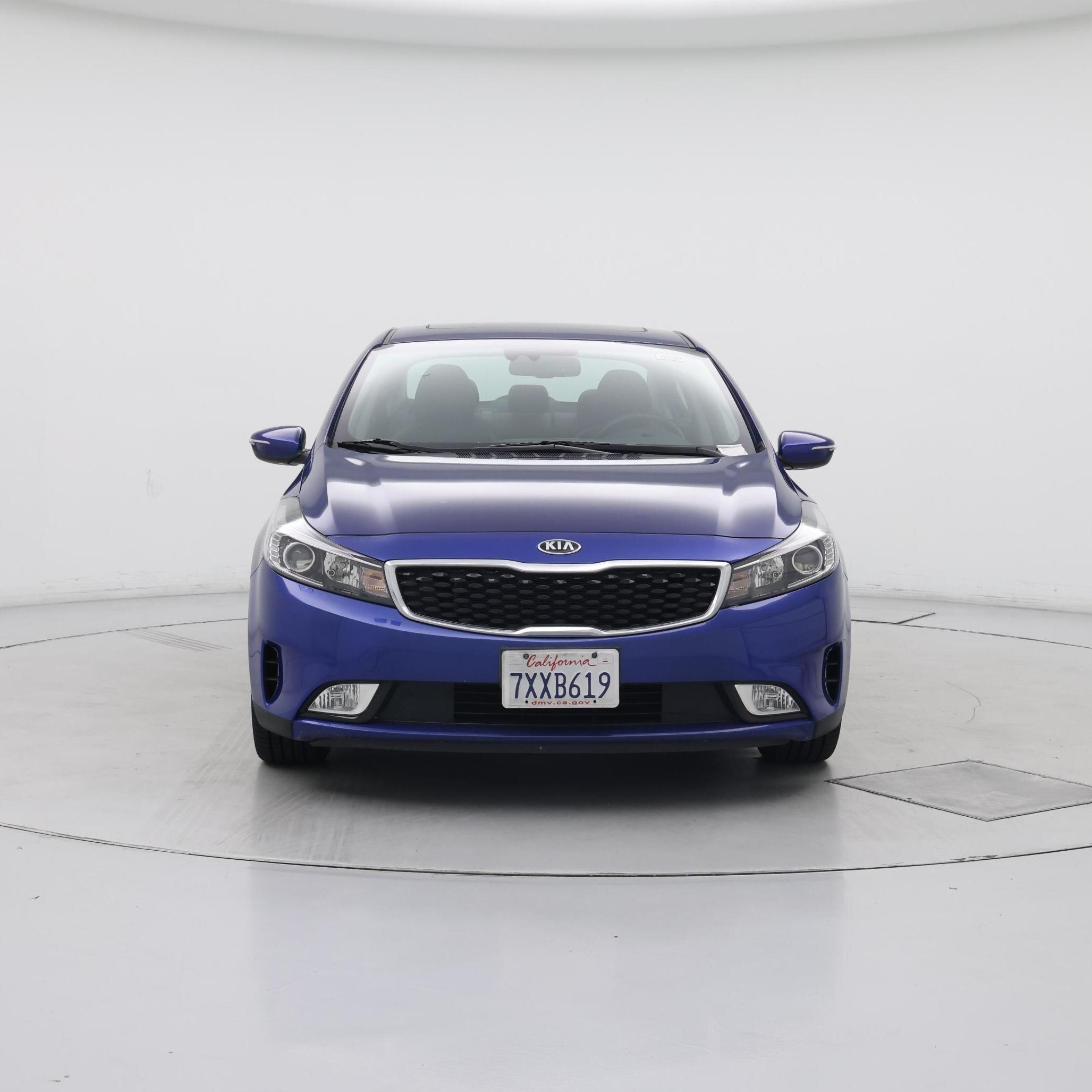 Thumbnail: 2017 Kia Forte - 5