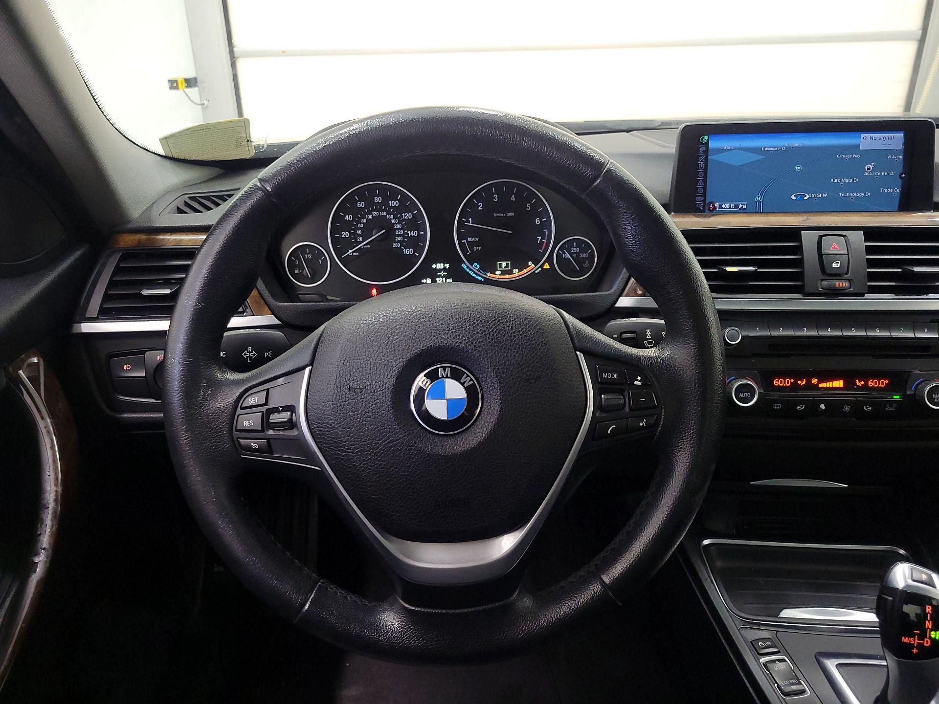 Thumbnail: 2014 BMW 3 Series - 10