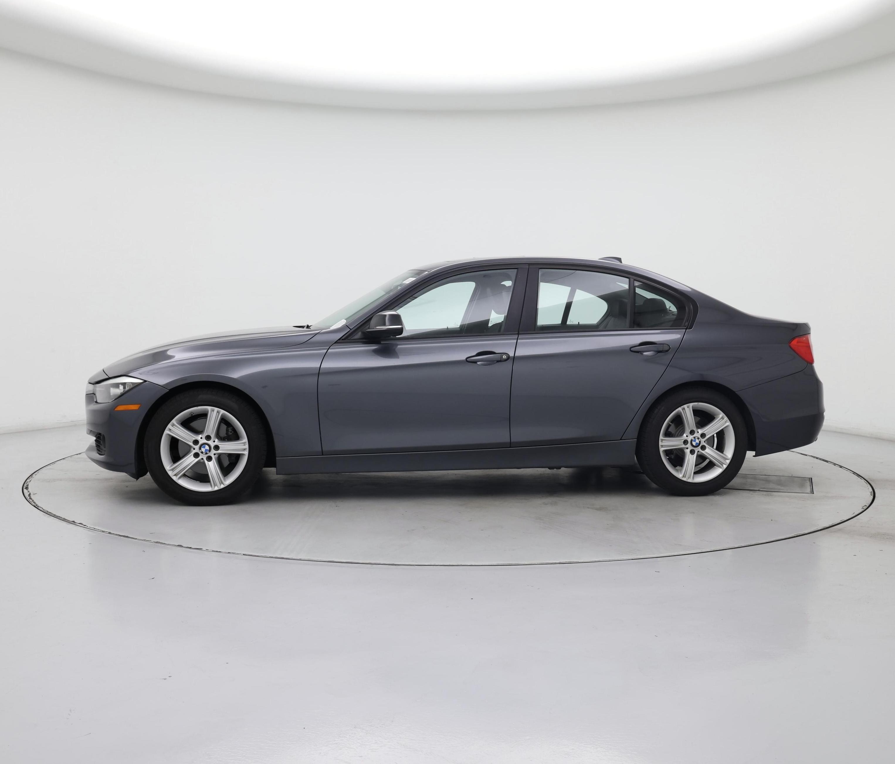 Thumbnail: 2014 BMW 3 Series - 3