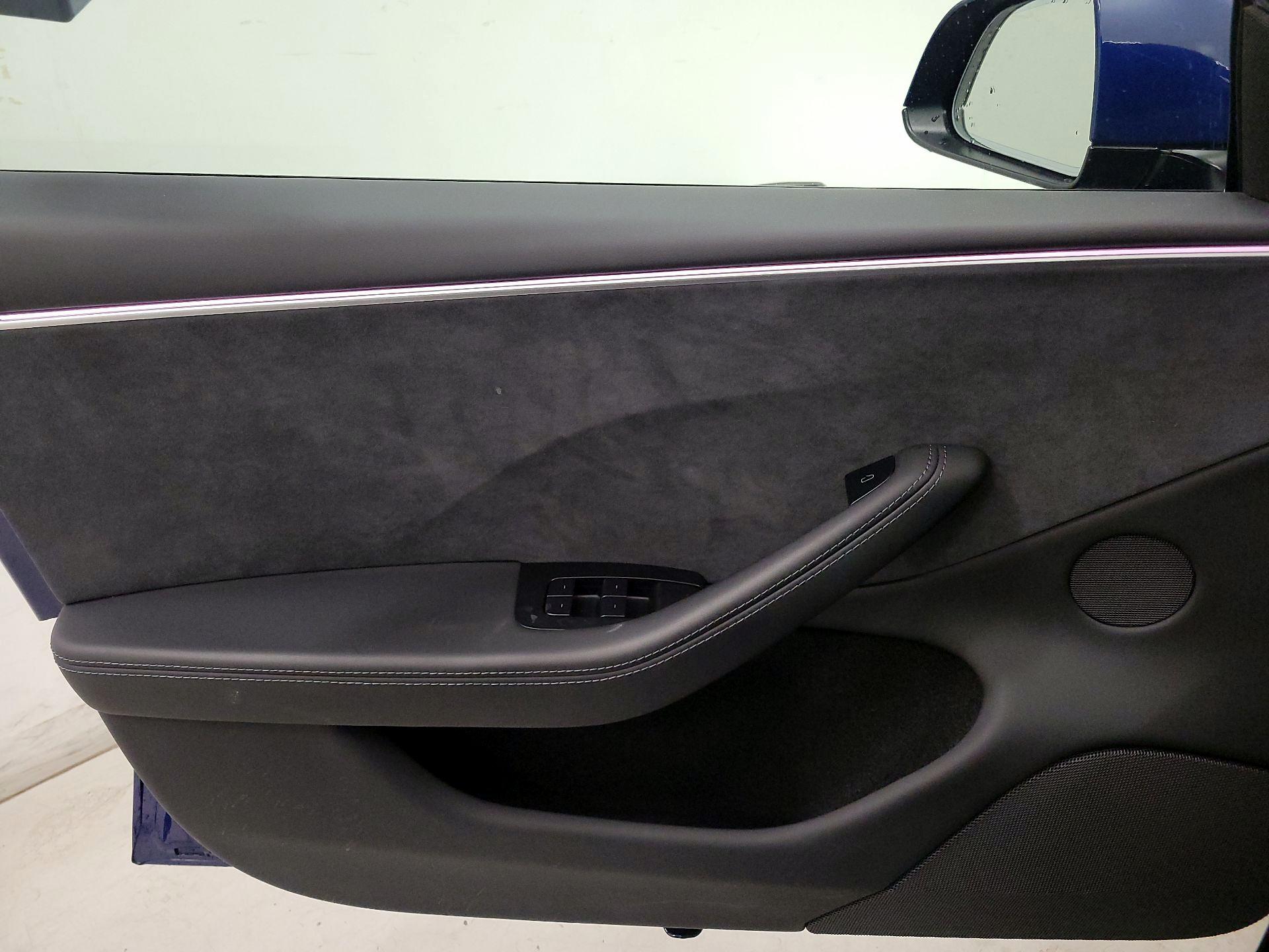 Thumbnail: 2024 Tesla Model 3 - 12