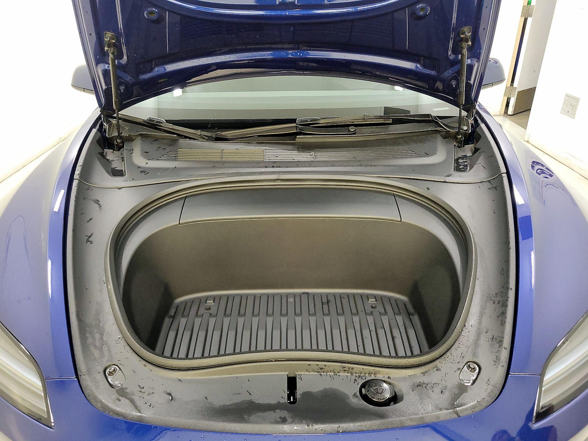 Thumbnail: 2024 Tesla Model 3 - 20