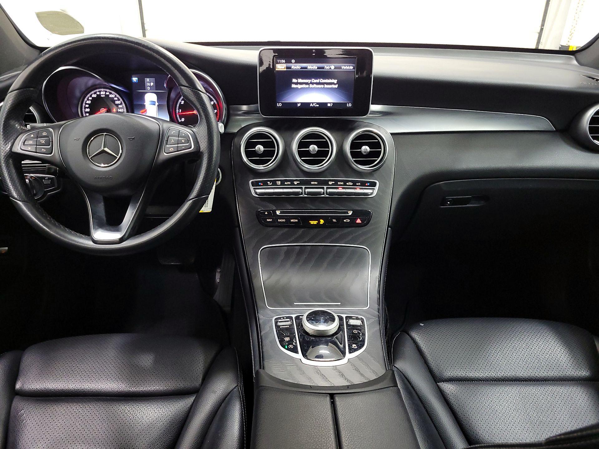 Thumbnail: 2018 Mercedes-Benz GLC - 9
