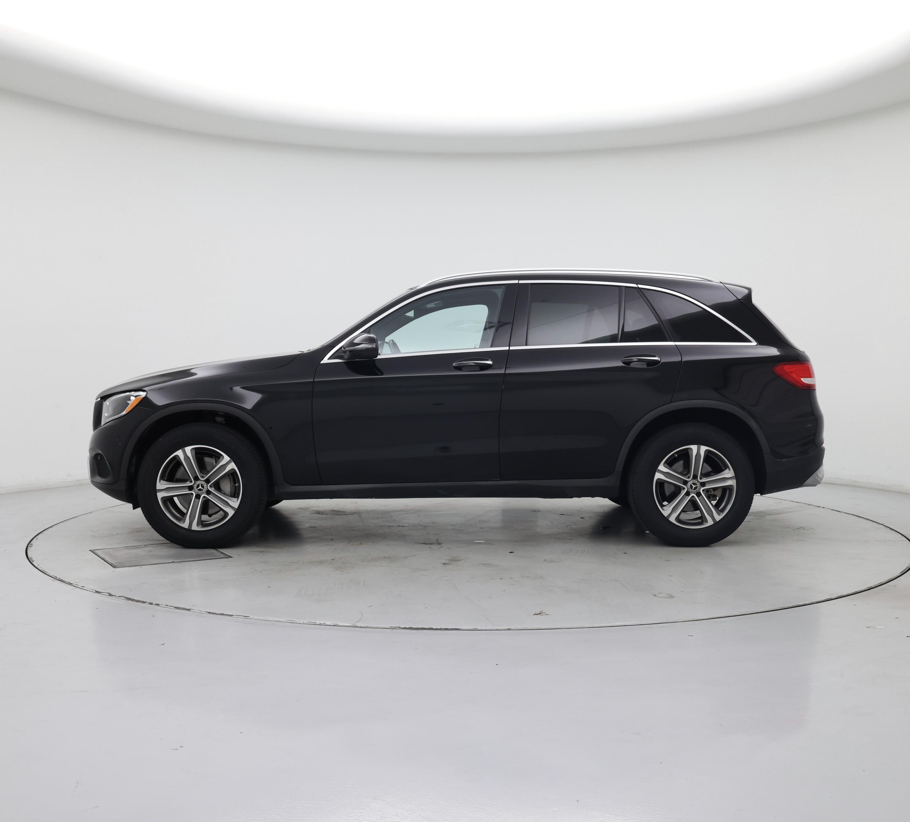 Thumbnail: 2018 Mercedes-Benz GLC - 3