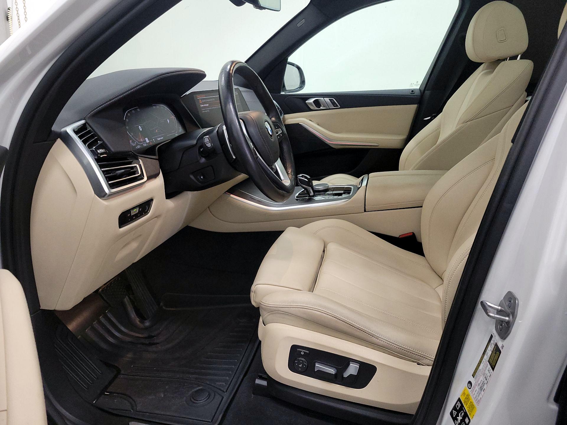 Thumbnail: 2022 BMW X5 - 11