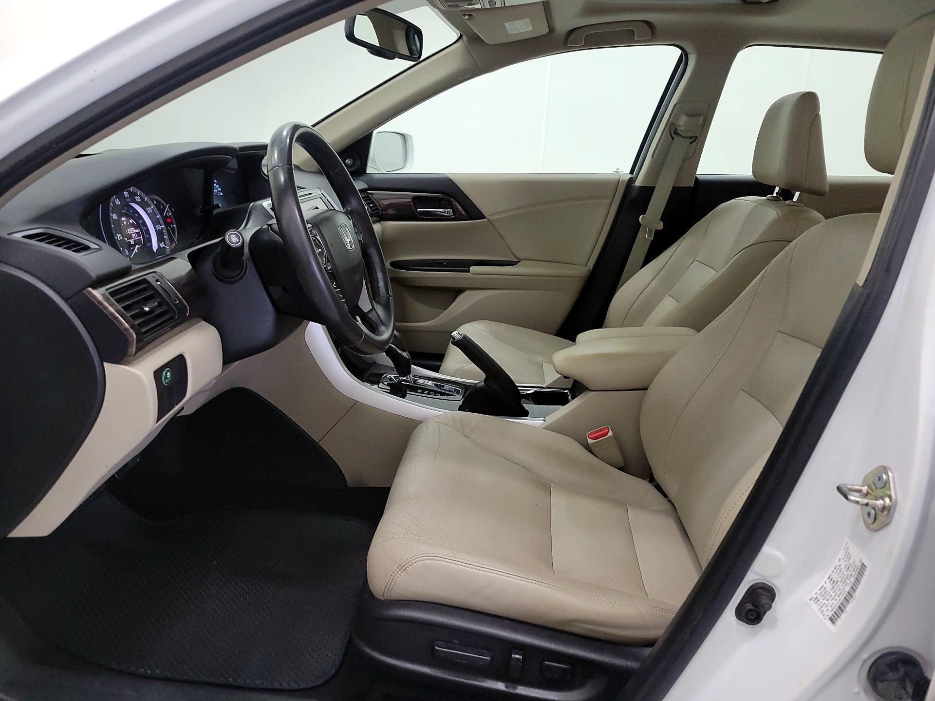 Thumbnail: 2016 Honda Accord - 11