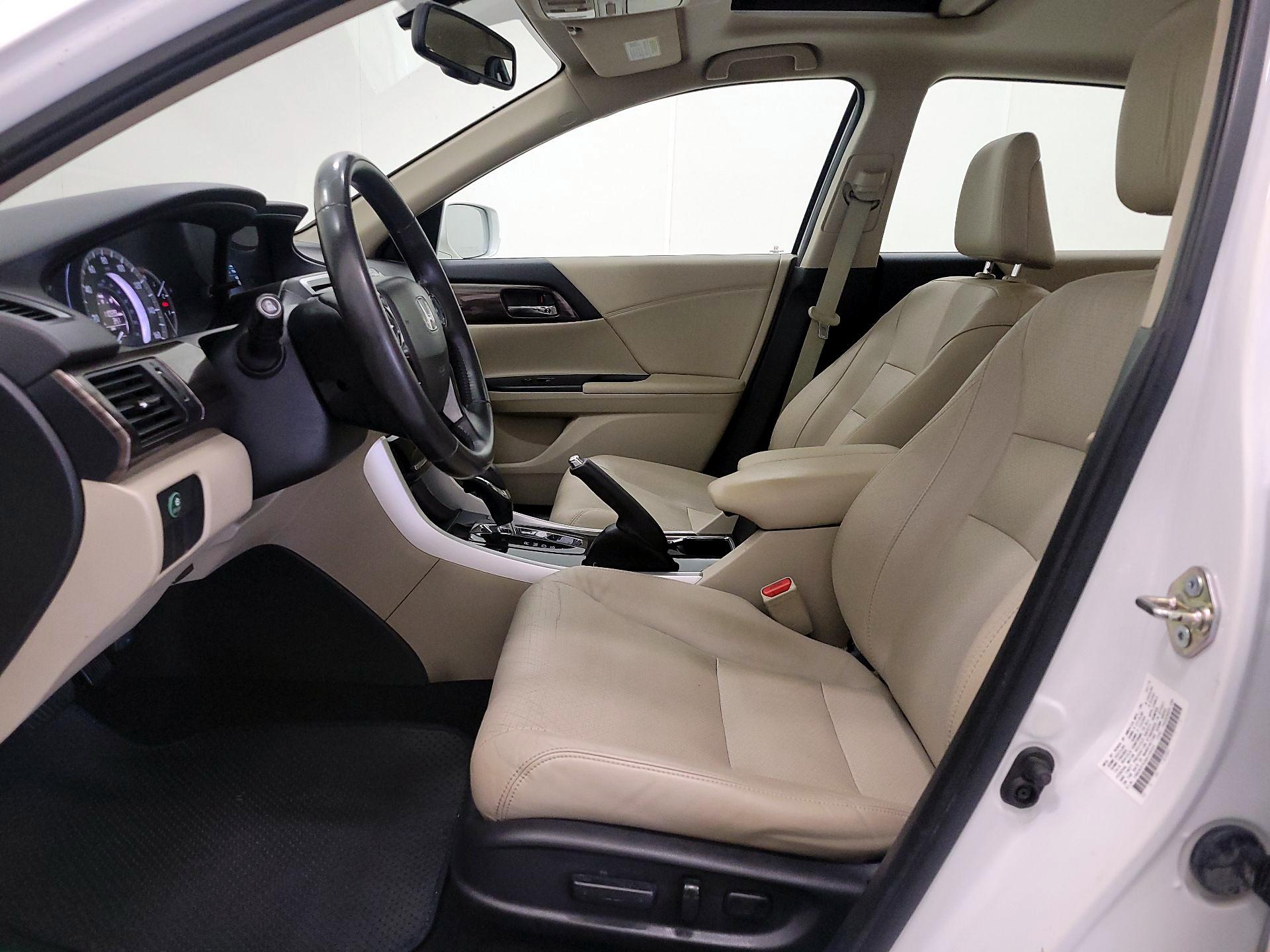 Thumbnail: 2016 Honda Accord - 14