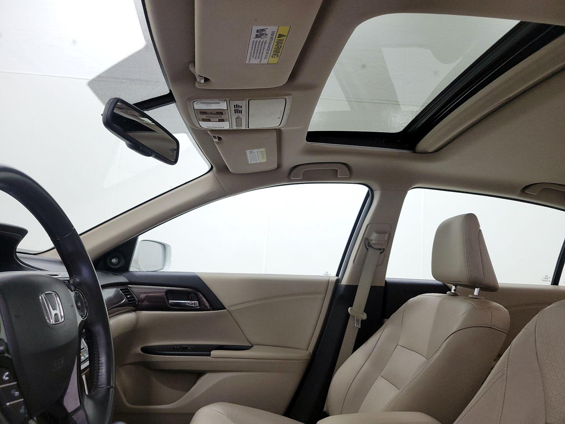 Thumbnail: 2016 Honda Accord - 20