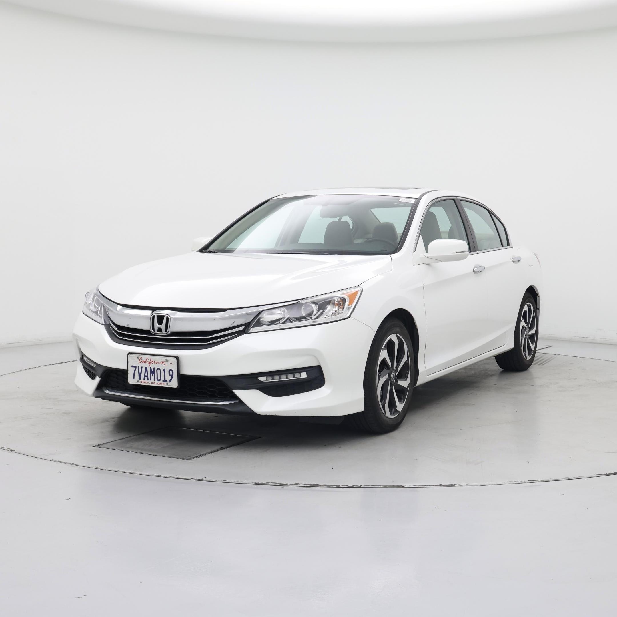 Thumbnail: 2016 Honda Accord - 4