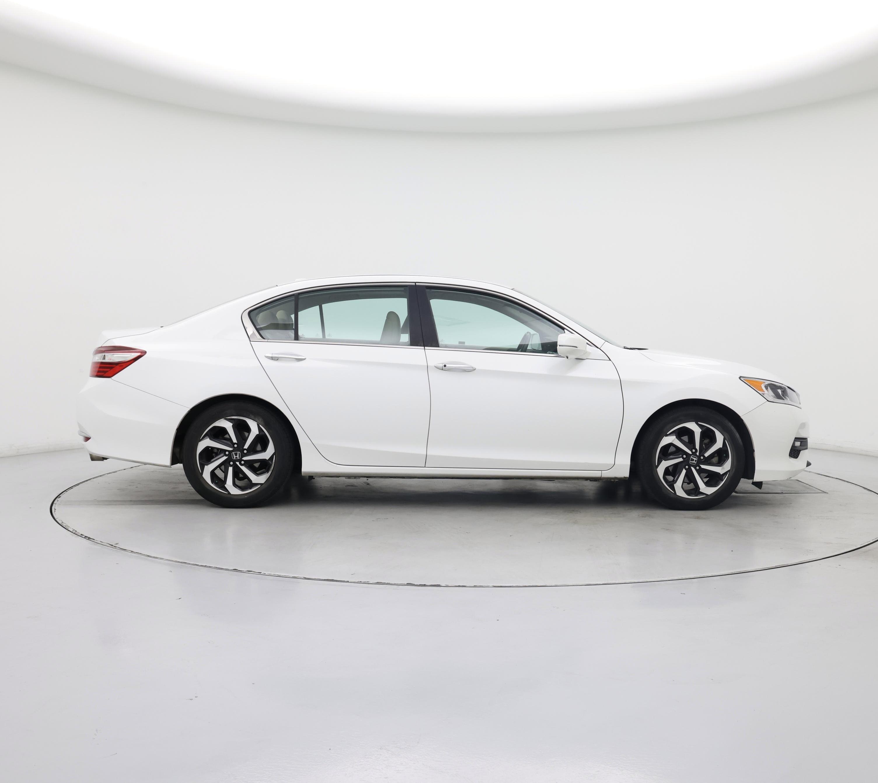 Thumbnail: 2016 Honda Accord - 7