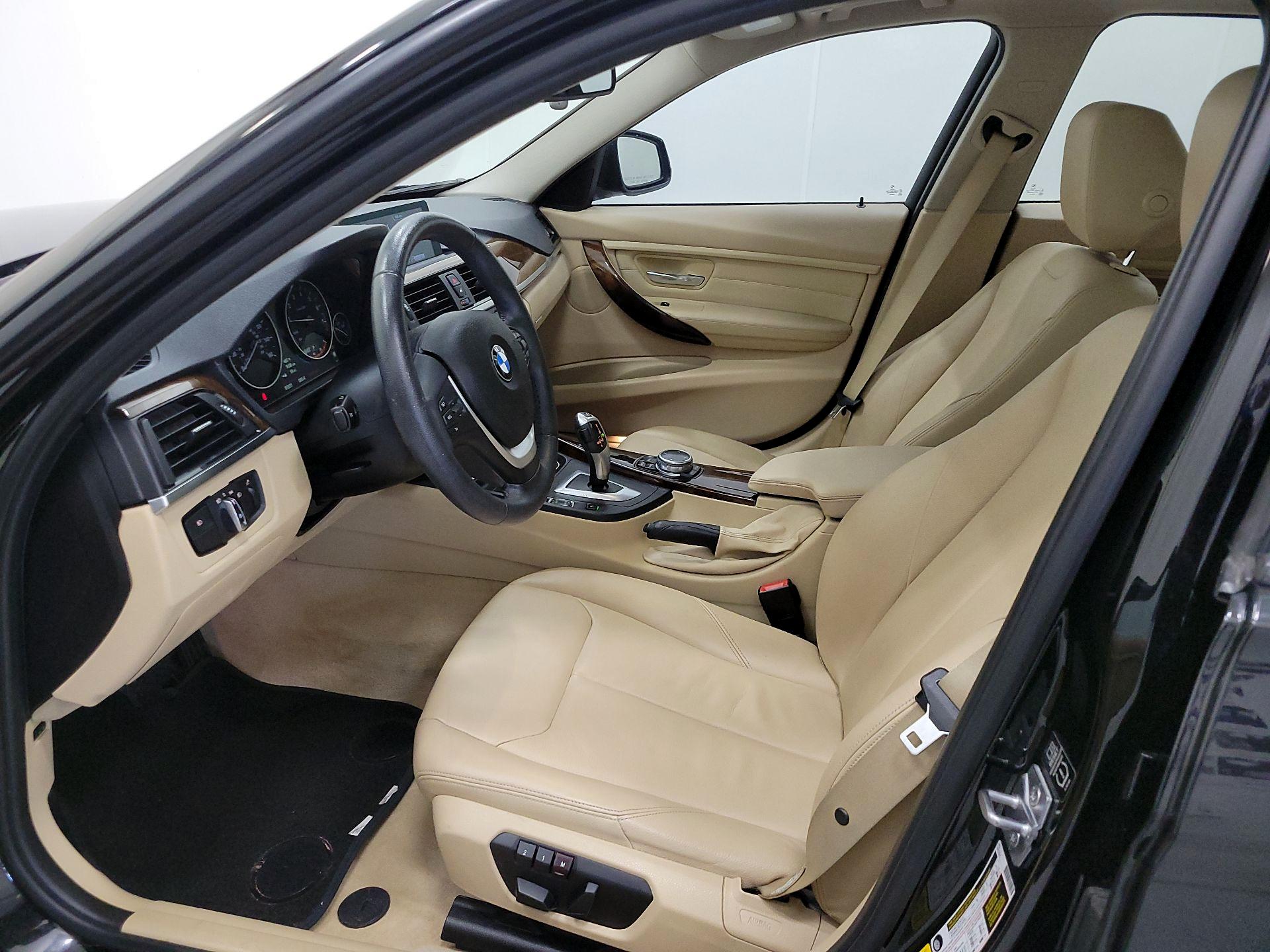 Thumbnail: 2014 BMW 3 Series - 11