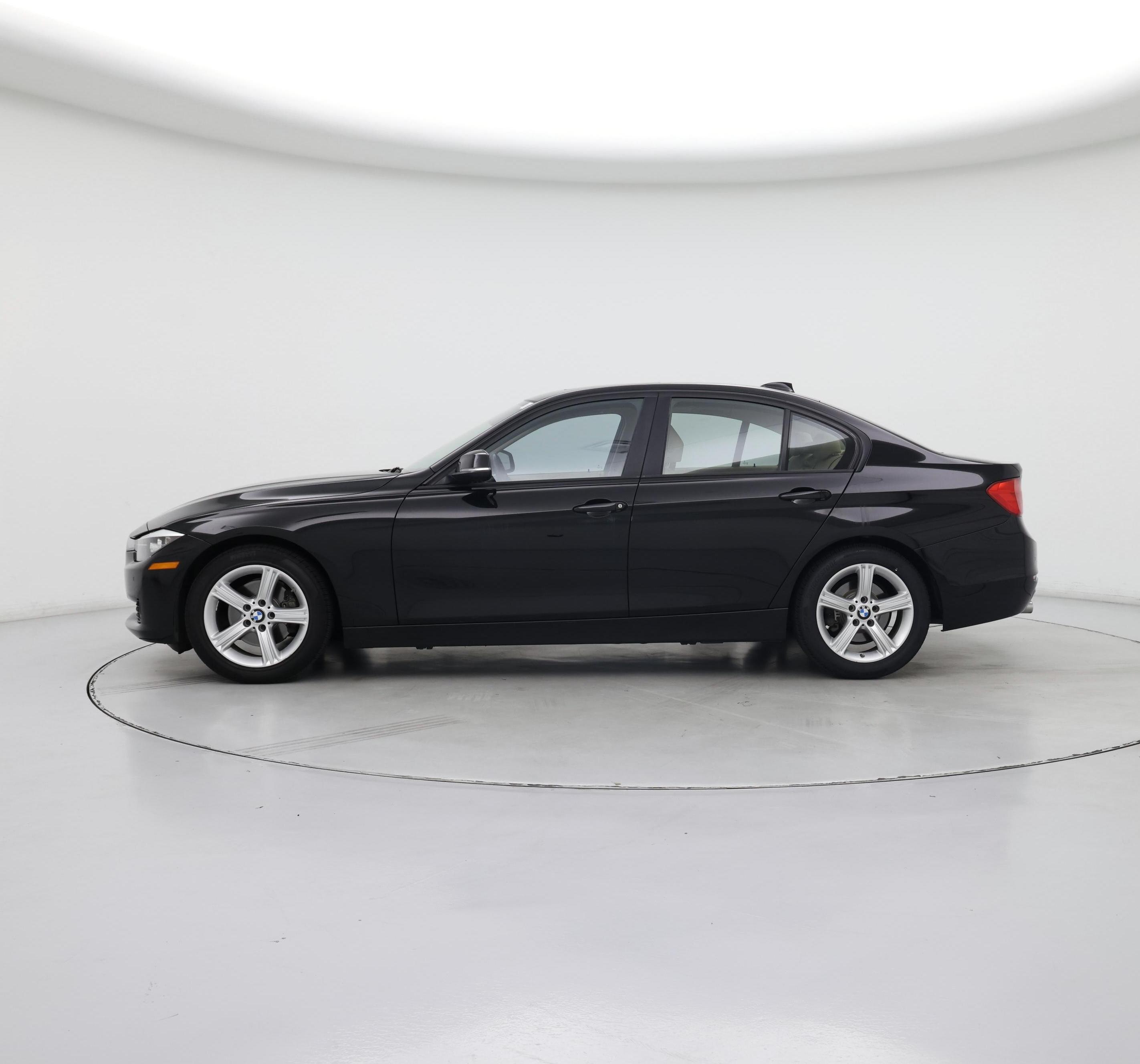 Thumbnail: 2014 BMW 3 Series - 3