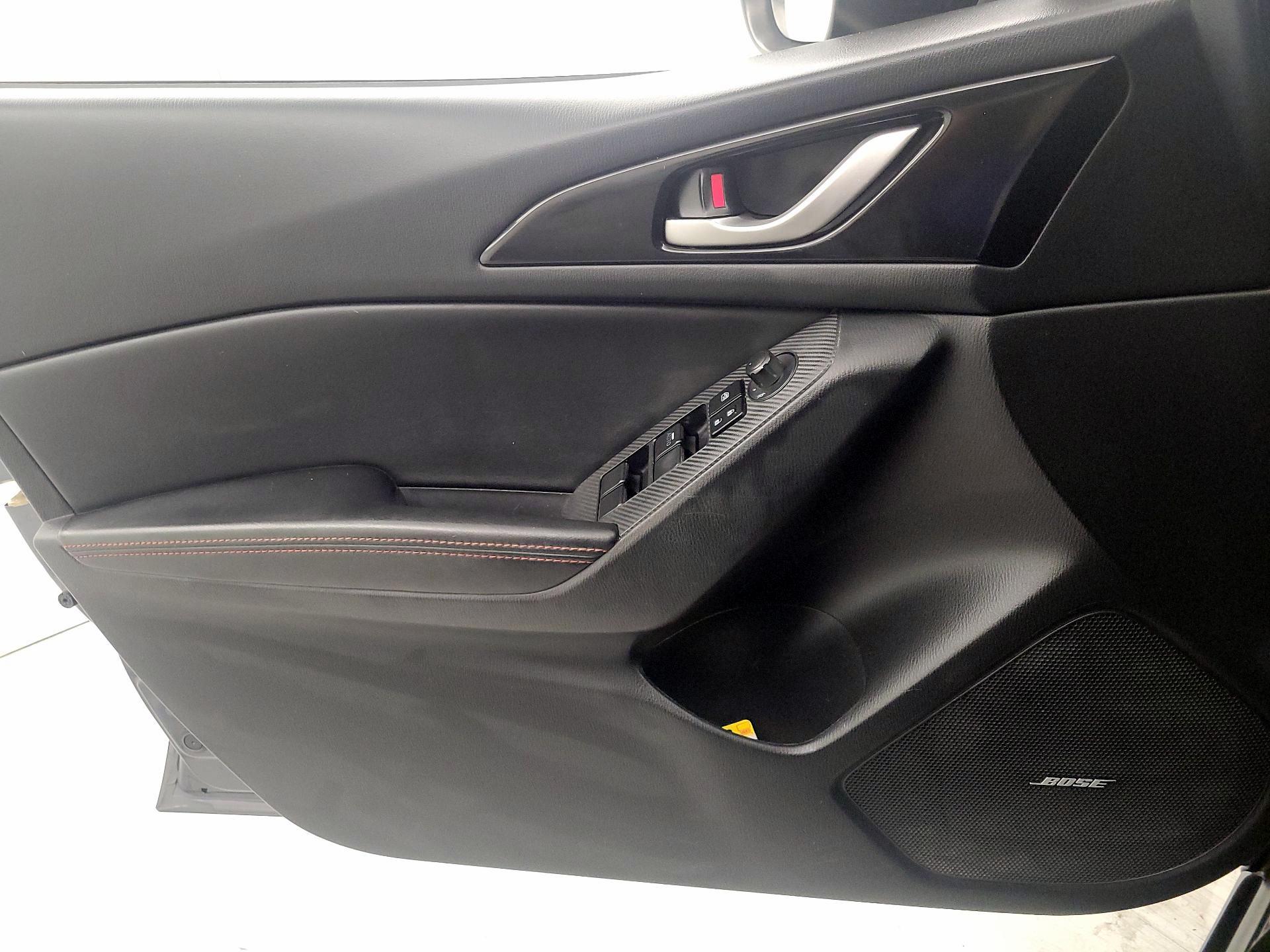 Thumbnail: 2015 Mazda Mazda3 - 12