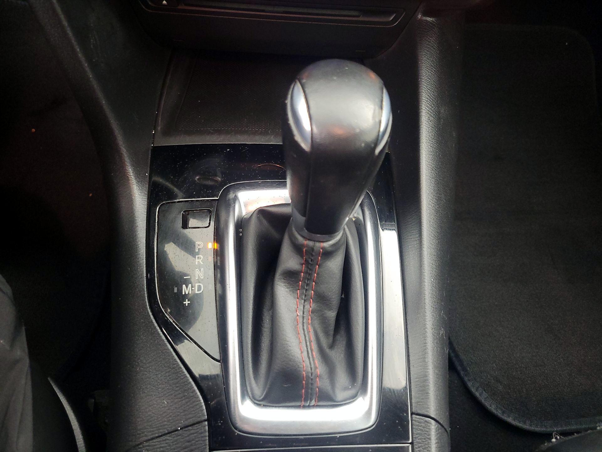 Thumbnail: 2015 Mazda Mazda3 - 18