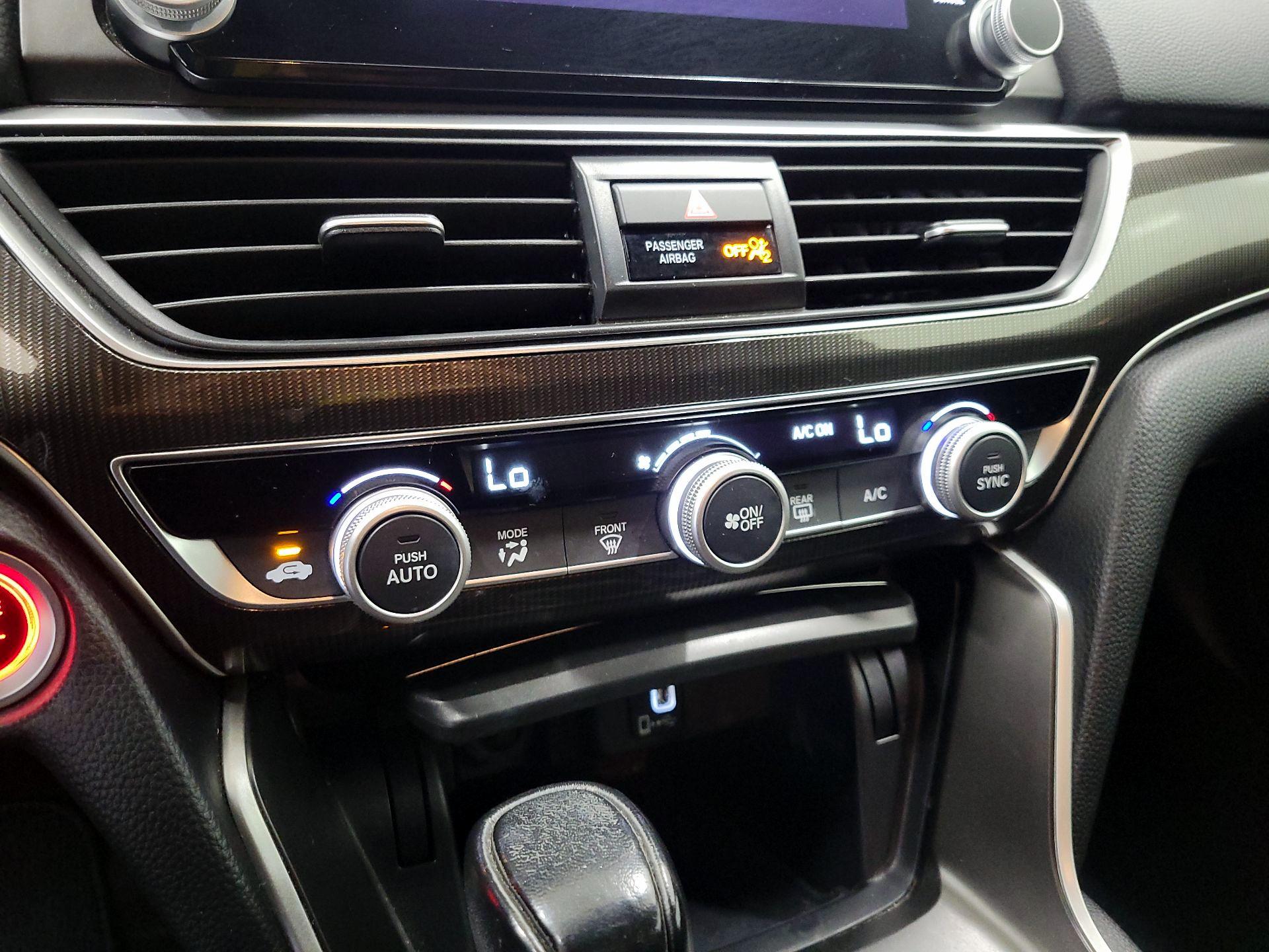 Thumbnail: 2018 Honda Accord - 16