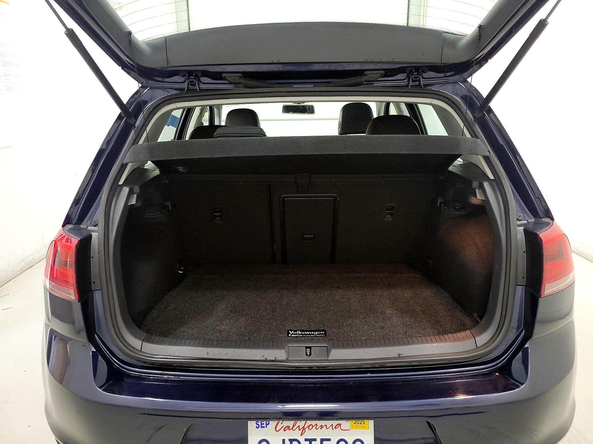 Thumbnail: 2015 Volkswagen Golf - 19
