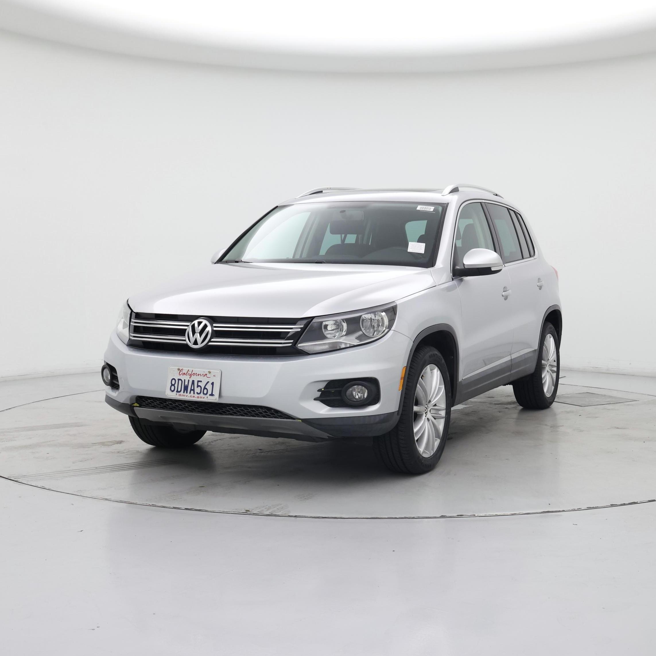 Thumbnail: 2014 Volkswagen Tiguan - 4
