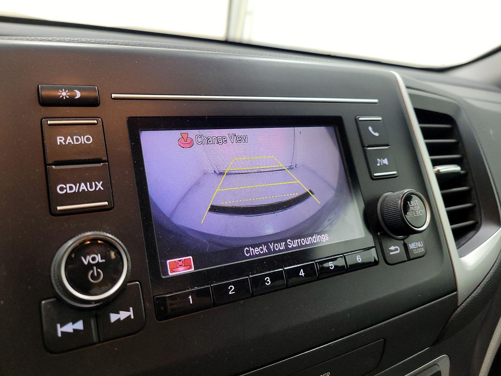 Thumbnail: 2016 Honda Pilot - 14