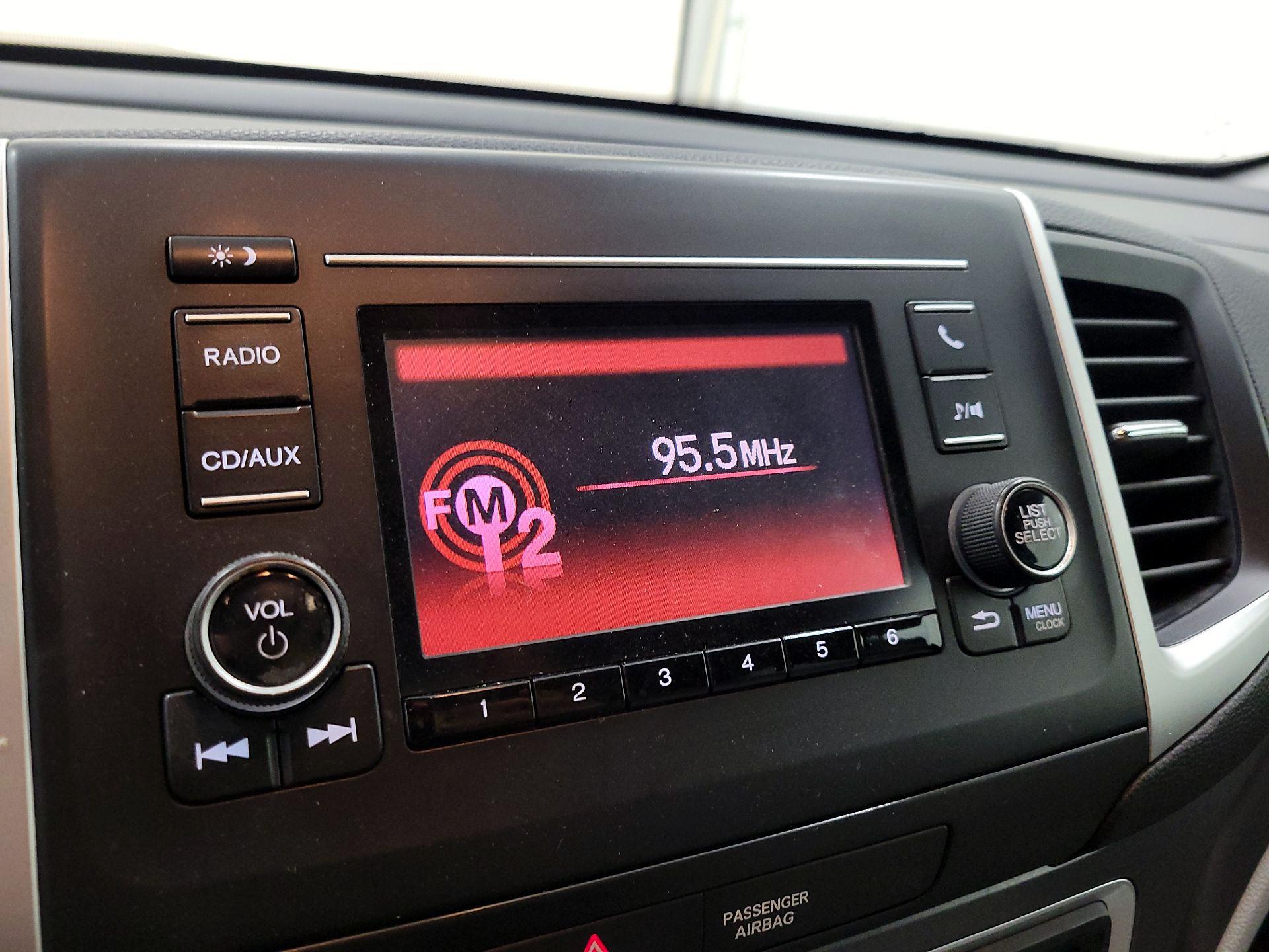 Thumbnail: 2016 Honda Pilot - 15
