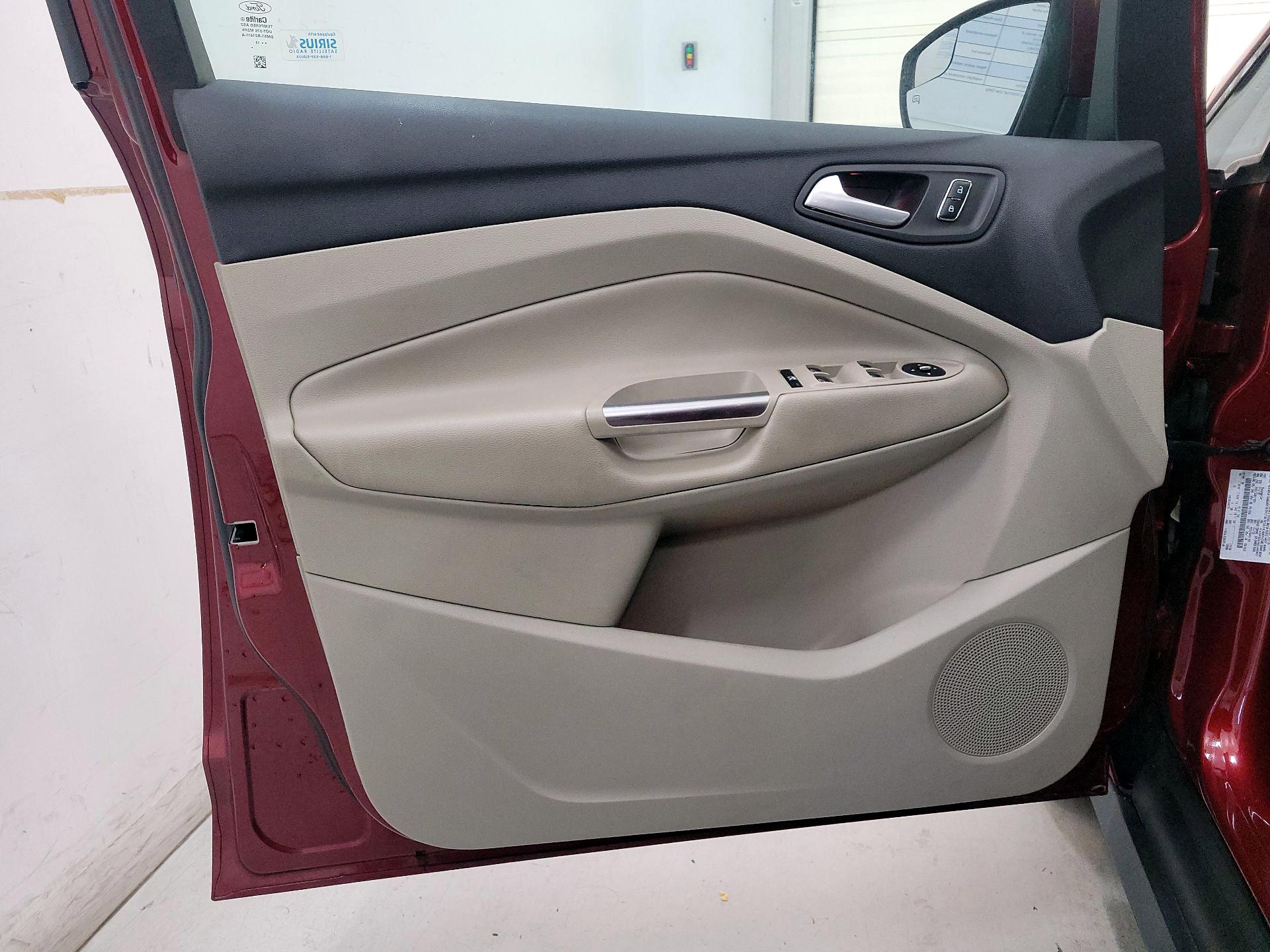 Thumbnail: 2013 Ford C-Max - 12