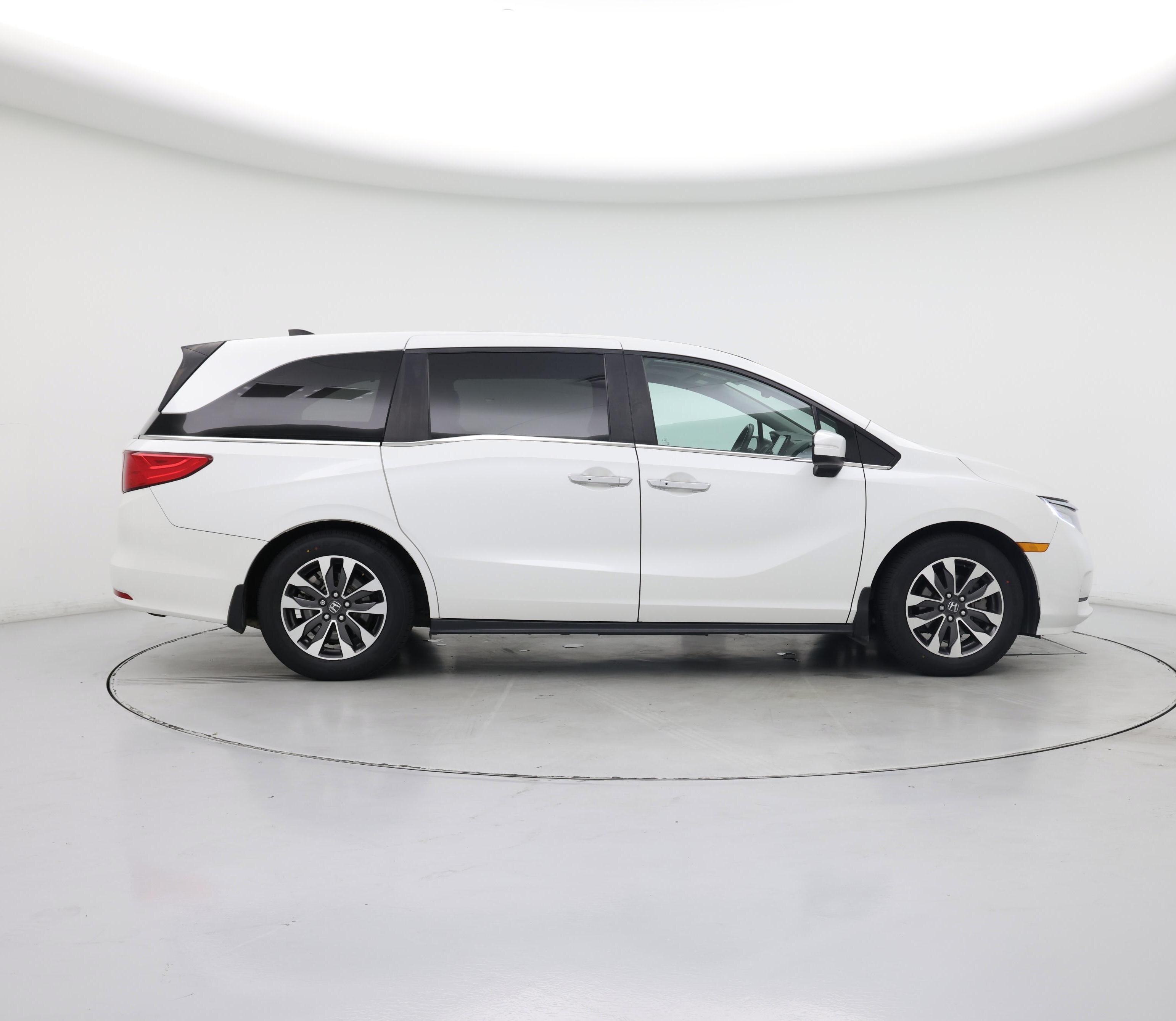 Thumbnail: 2022 Honda Odyssey - 7