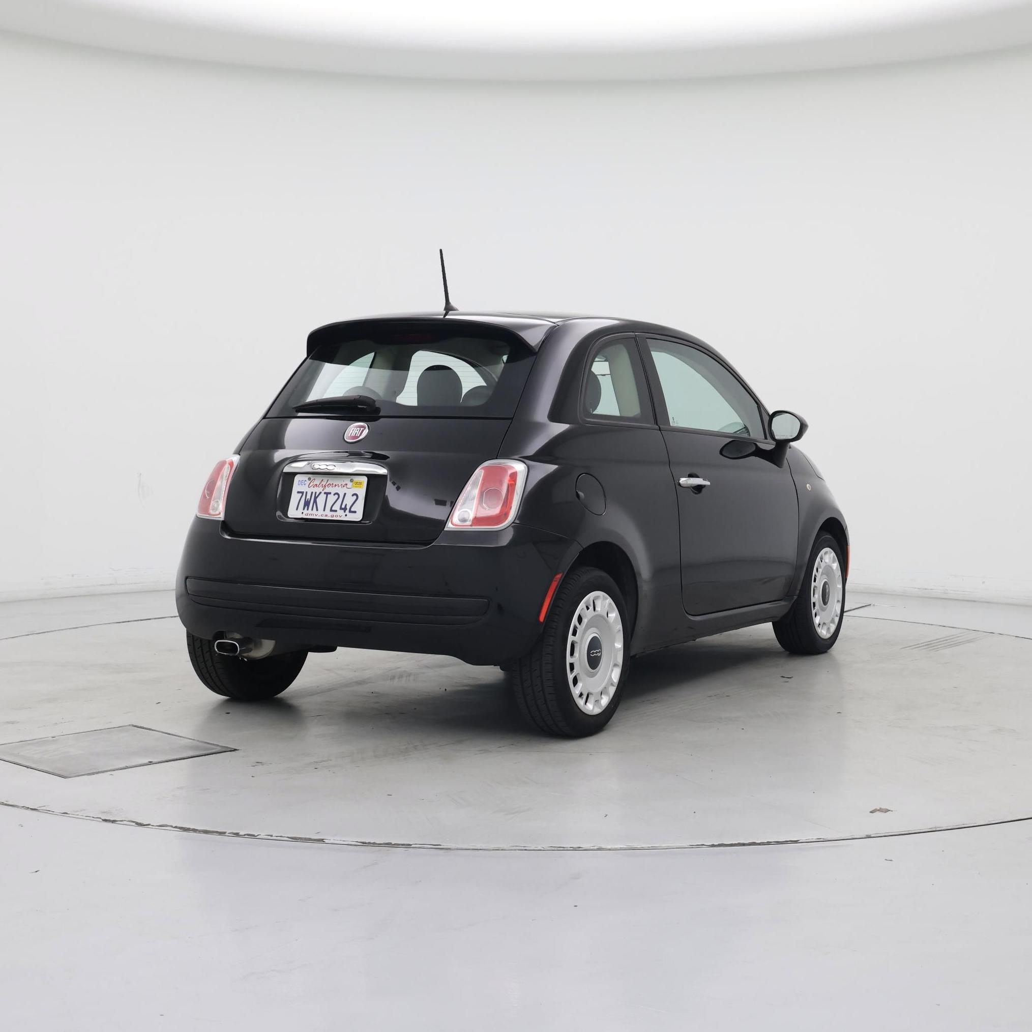 Thumbnail: 2015 Fiat 500 - 8