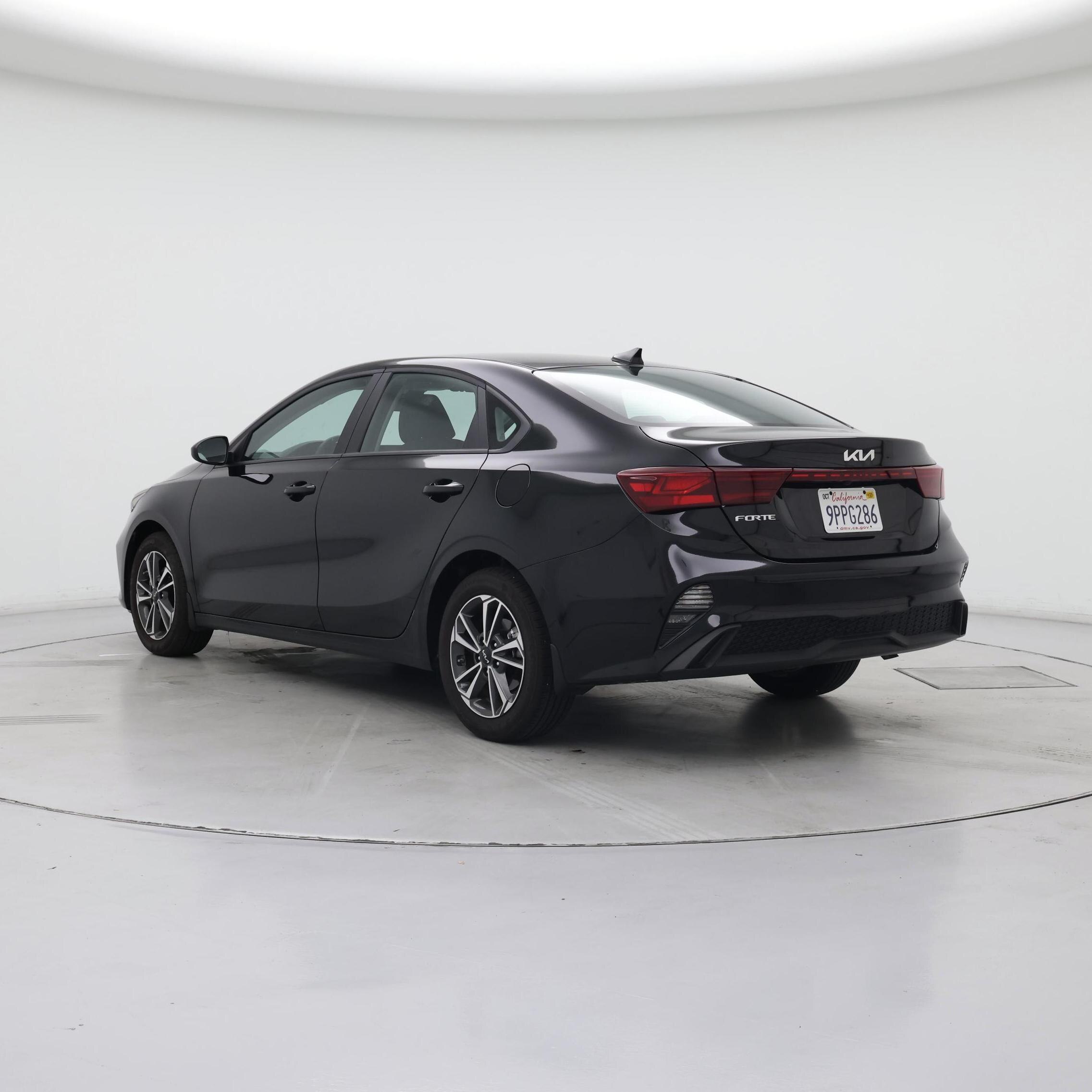 Thumbnail: 2024 Kia Forte - 2