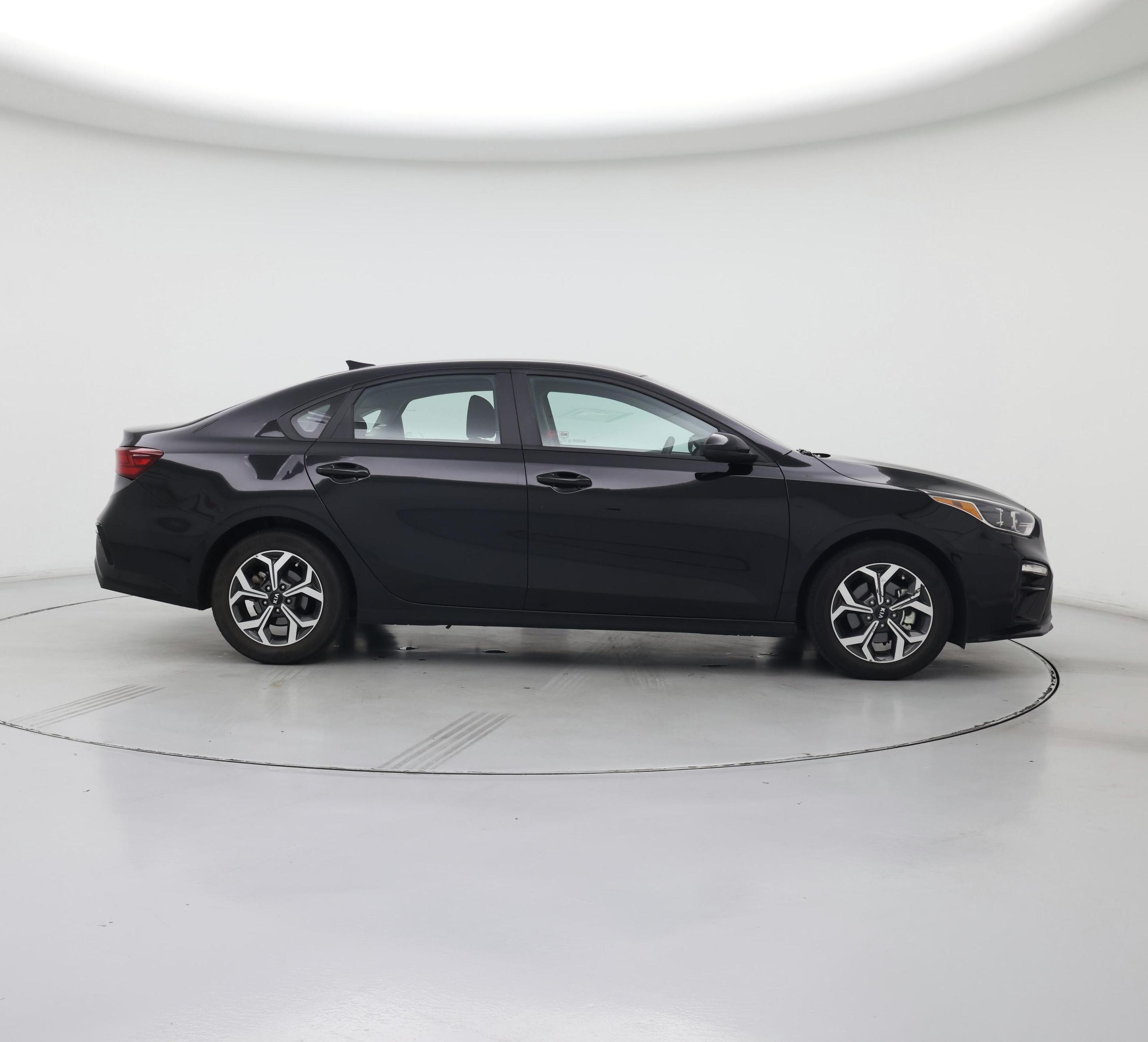 Thumbnail: 2020 Kia Forte - 7