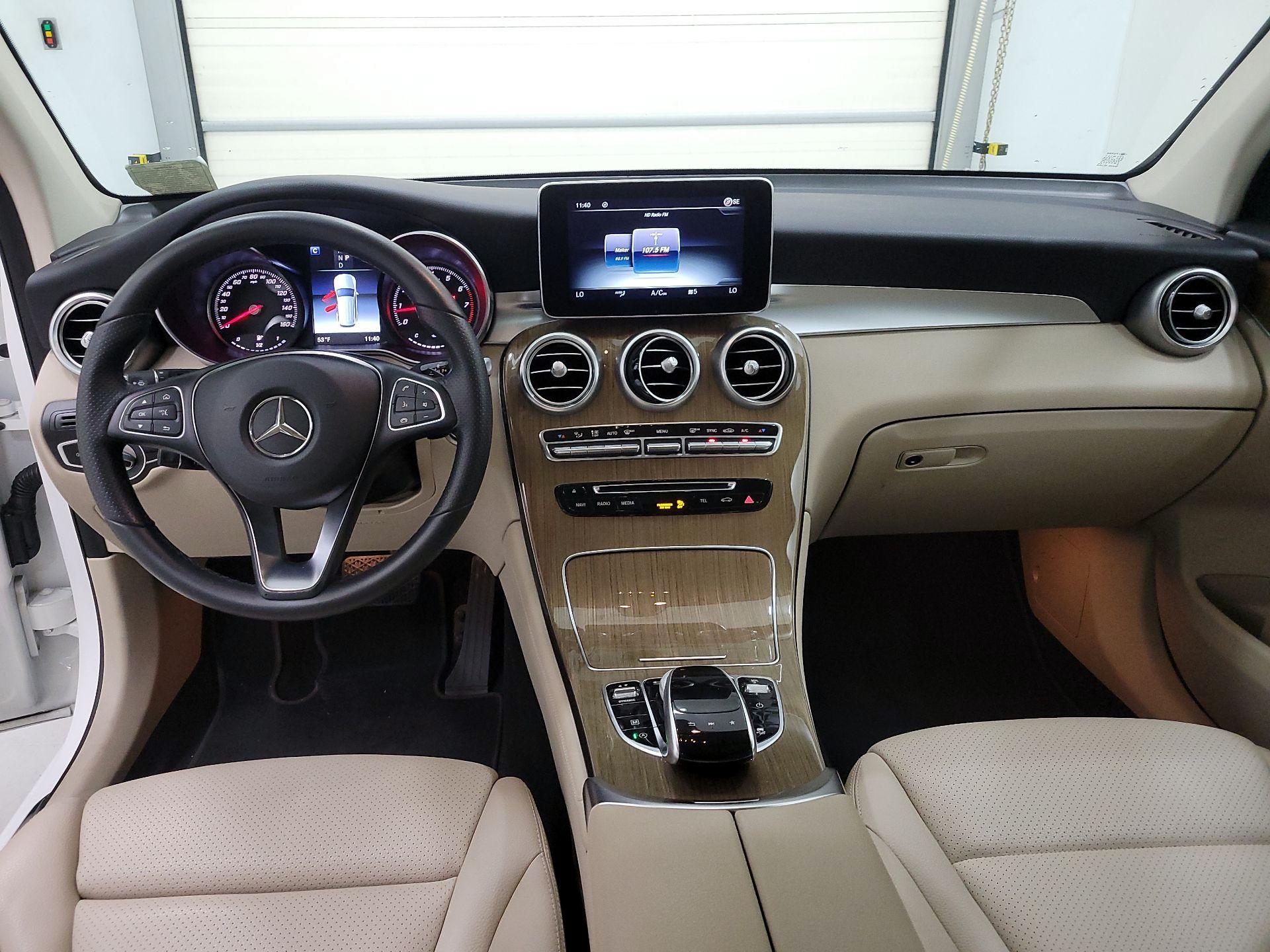 Thumbnail: 2018 Mercedes-Benz GLC - 9