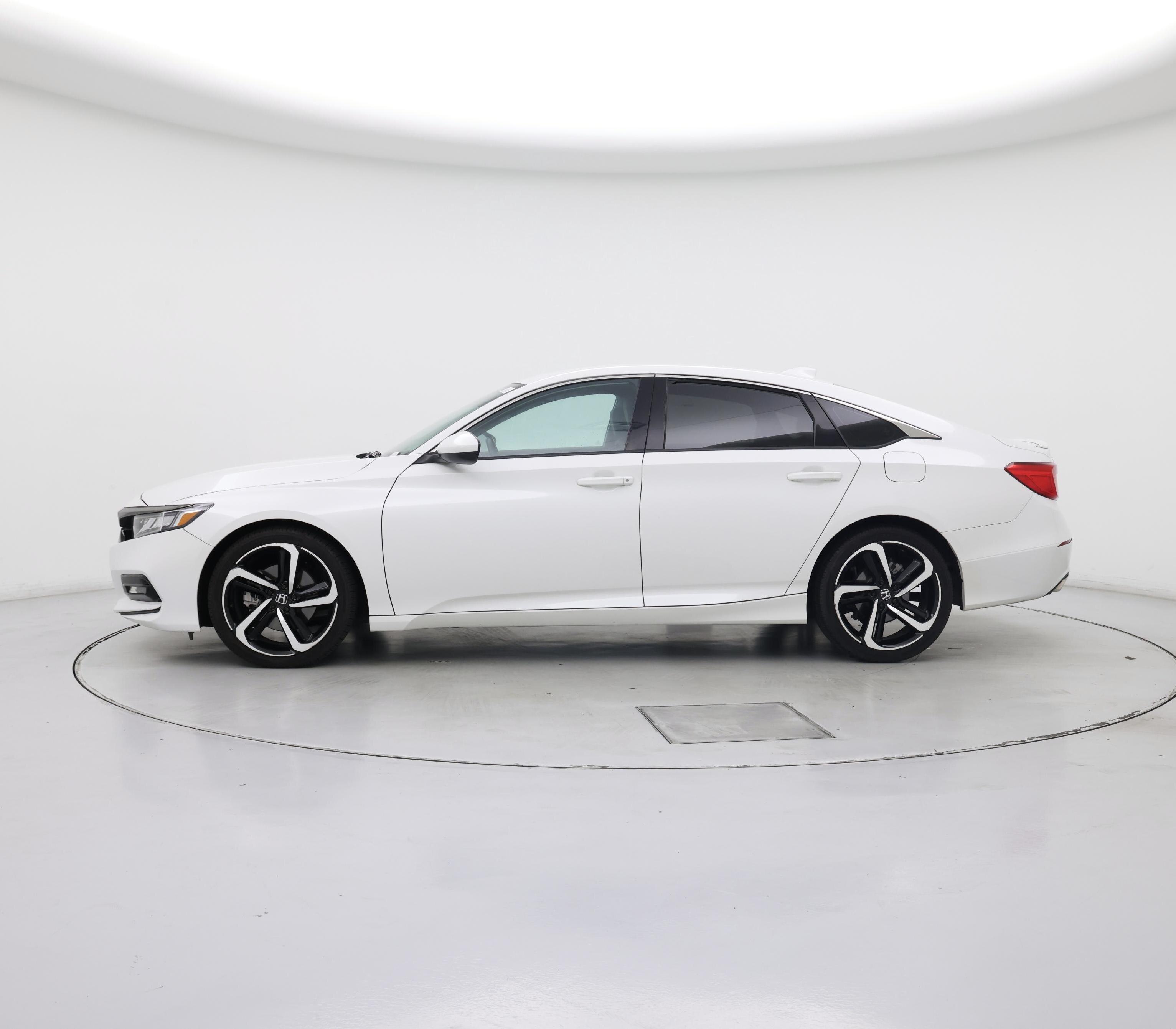 Thumbnail: 2018 Honda Accord - 3
