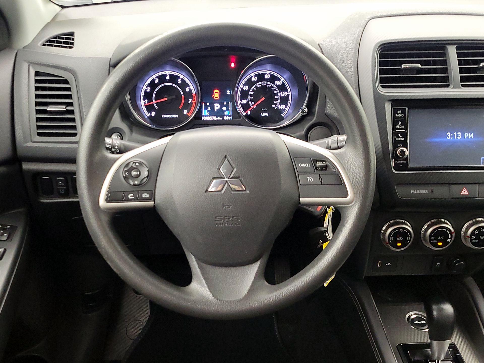 Thumbnail: 2021 Mitsubishi Outlander Sport - 10