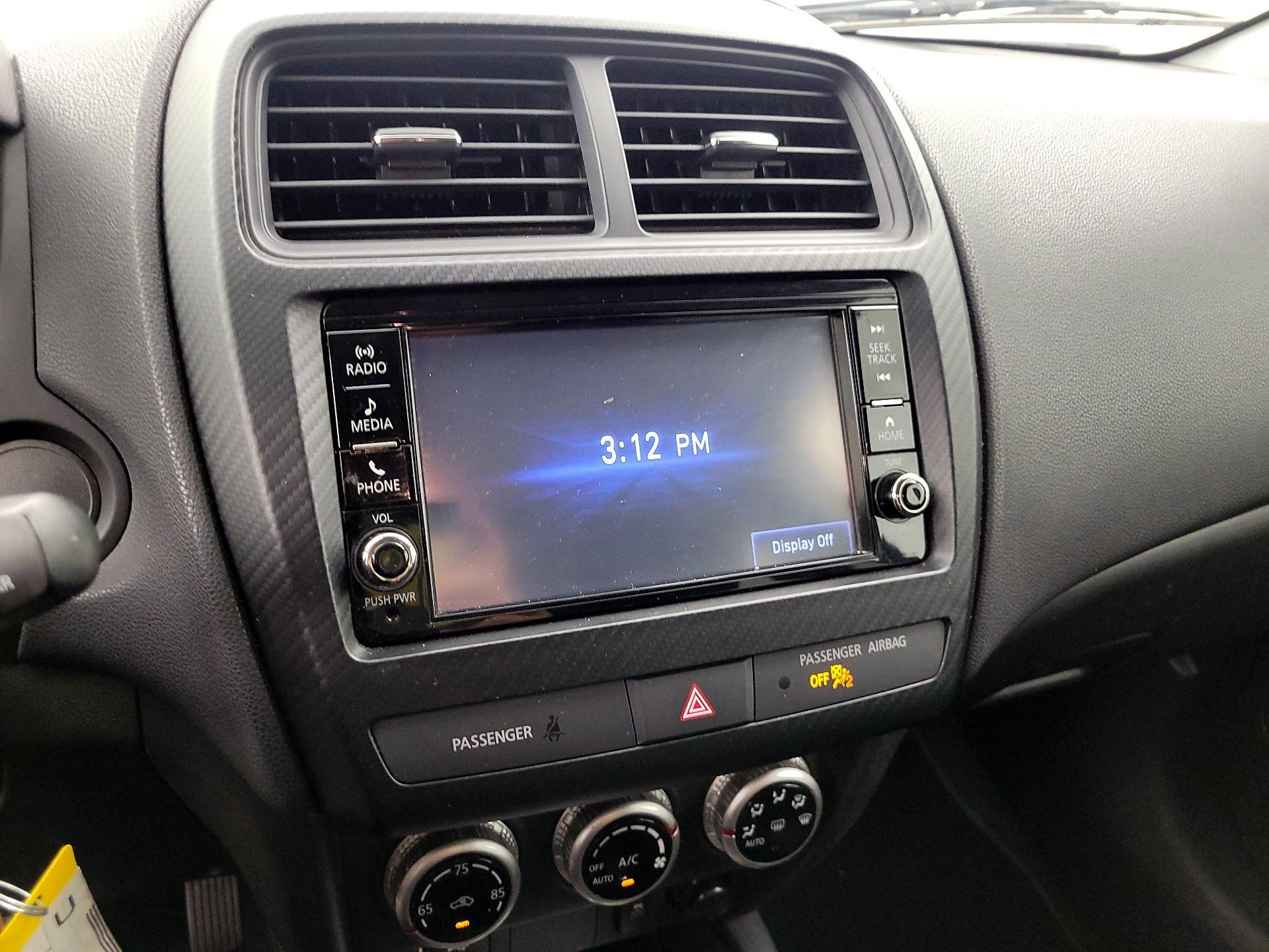 Thumbnail: 2021 Mitsubishi Outlander Sport - 15