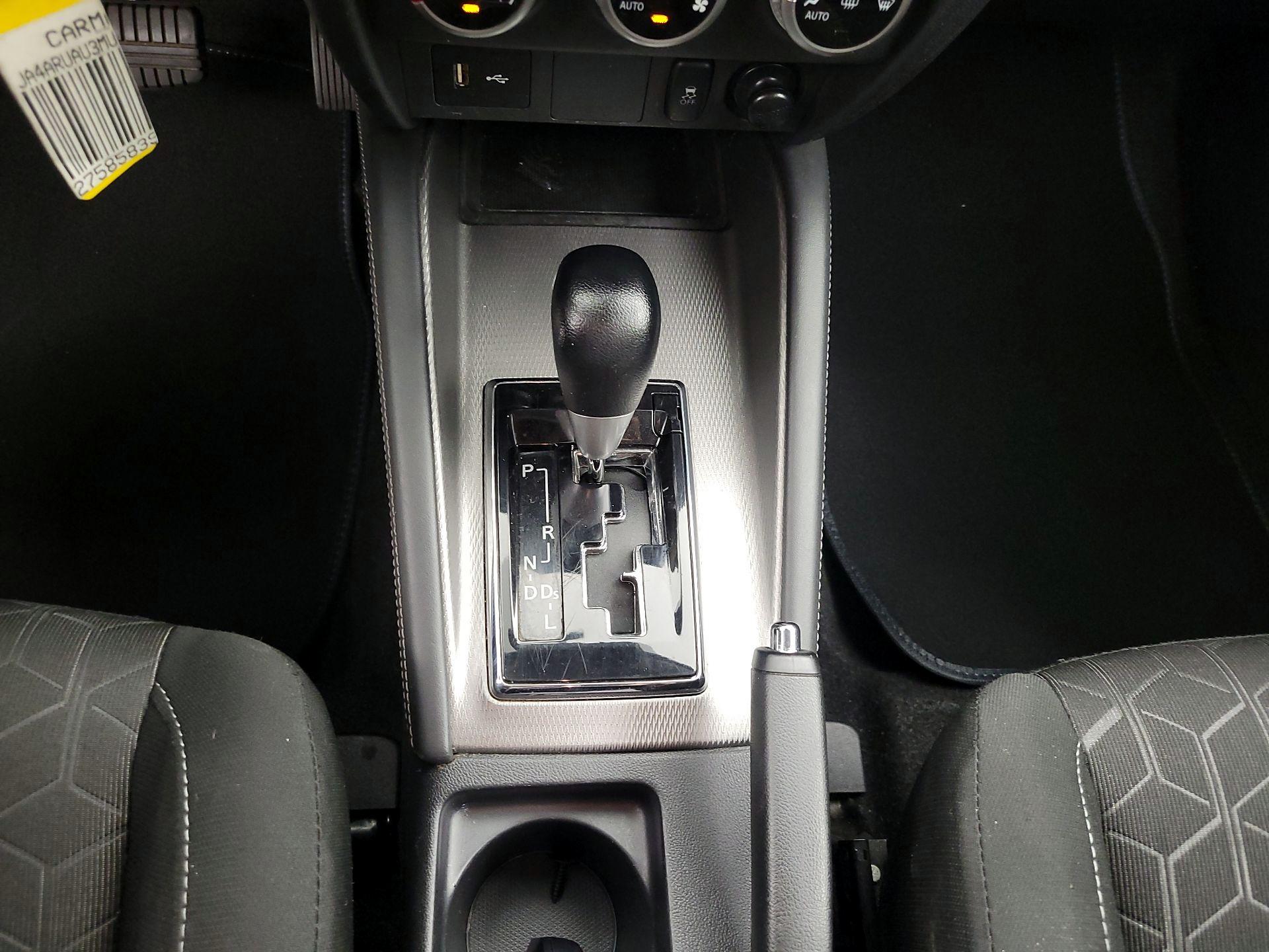 Thumbnail: 2021 Mitsubishi Outlander Sport - 17