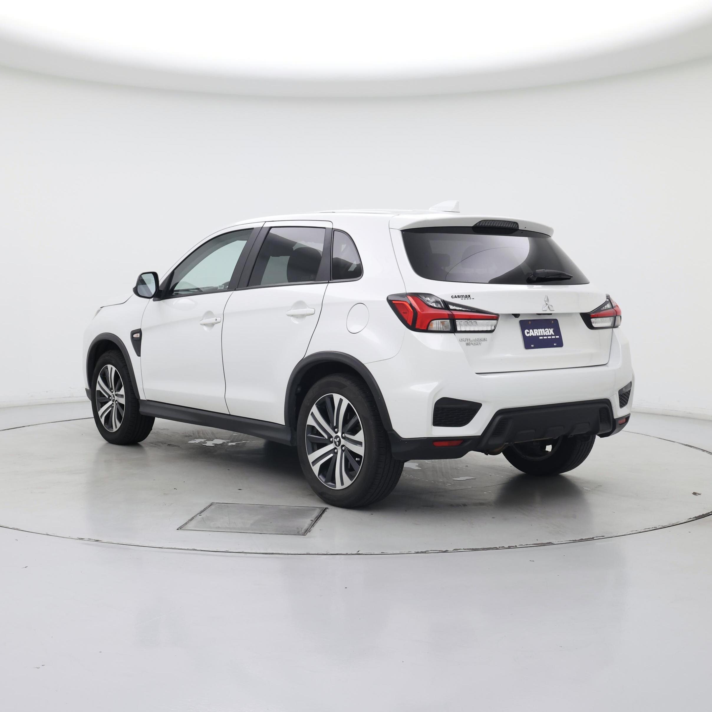 Thumbnail: 2021 Mitsubishi Outlander Sport - 2