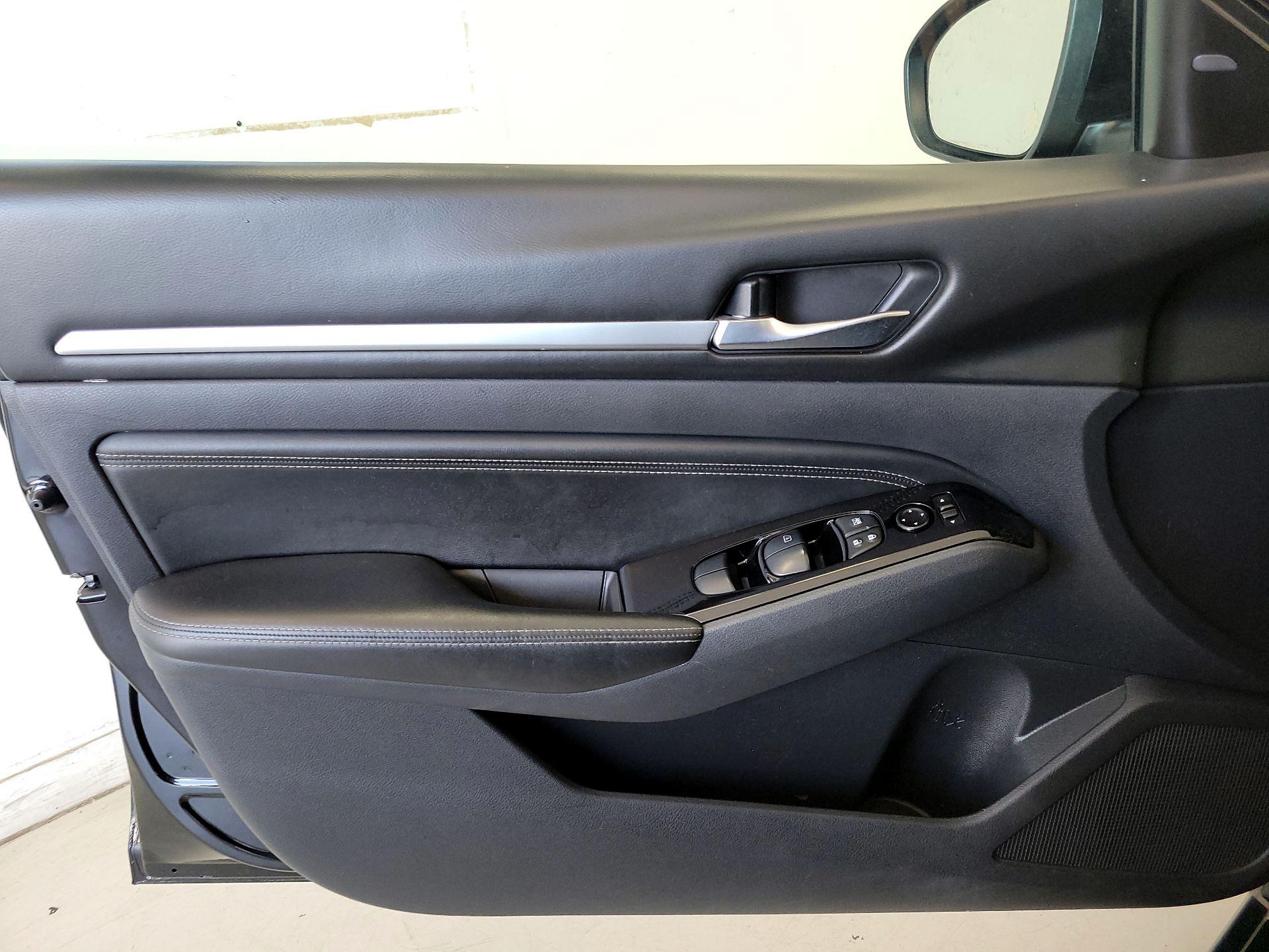 Thumbnail: 2021 Nissan Altima - 12