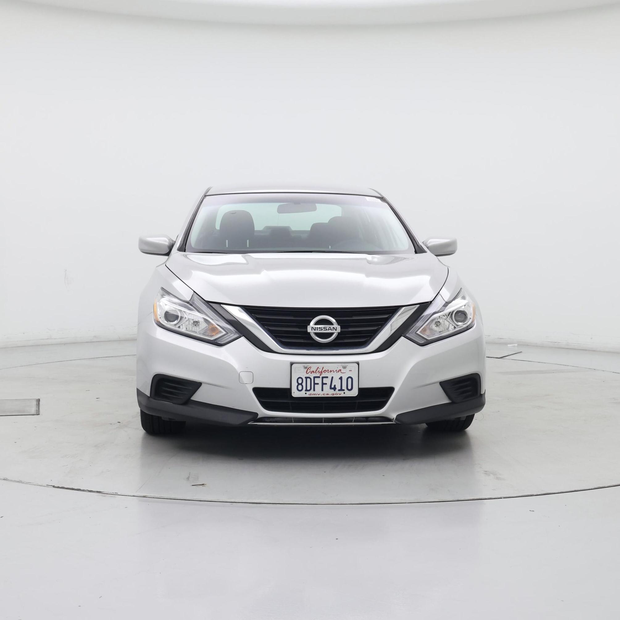 Thumbnail: 2018 Nissan Altima - 5