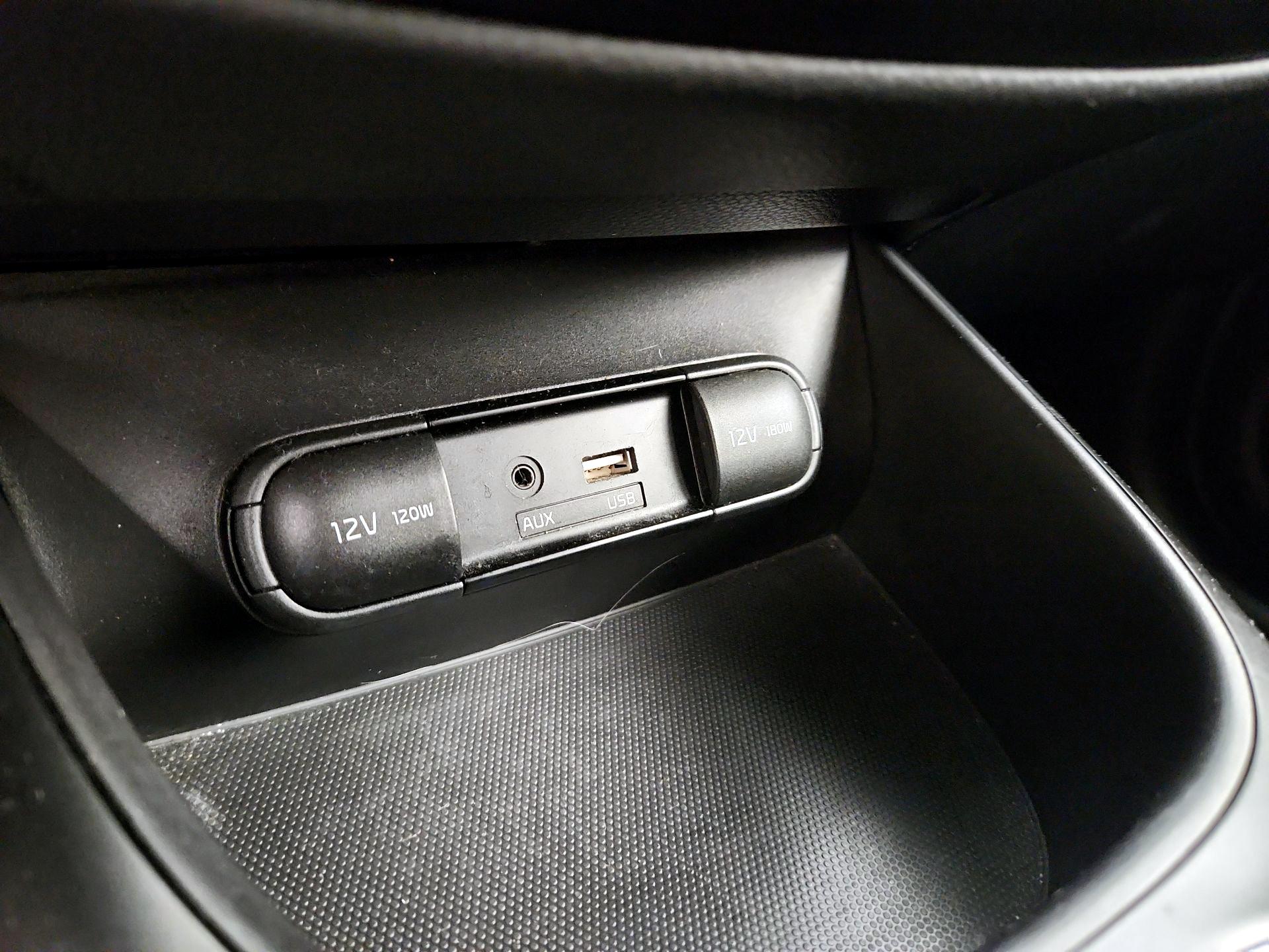 Thumbnail: 2016 Kia Soul - 17