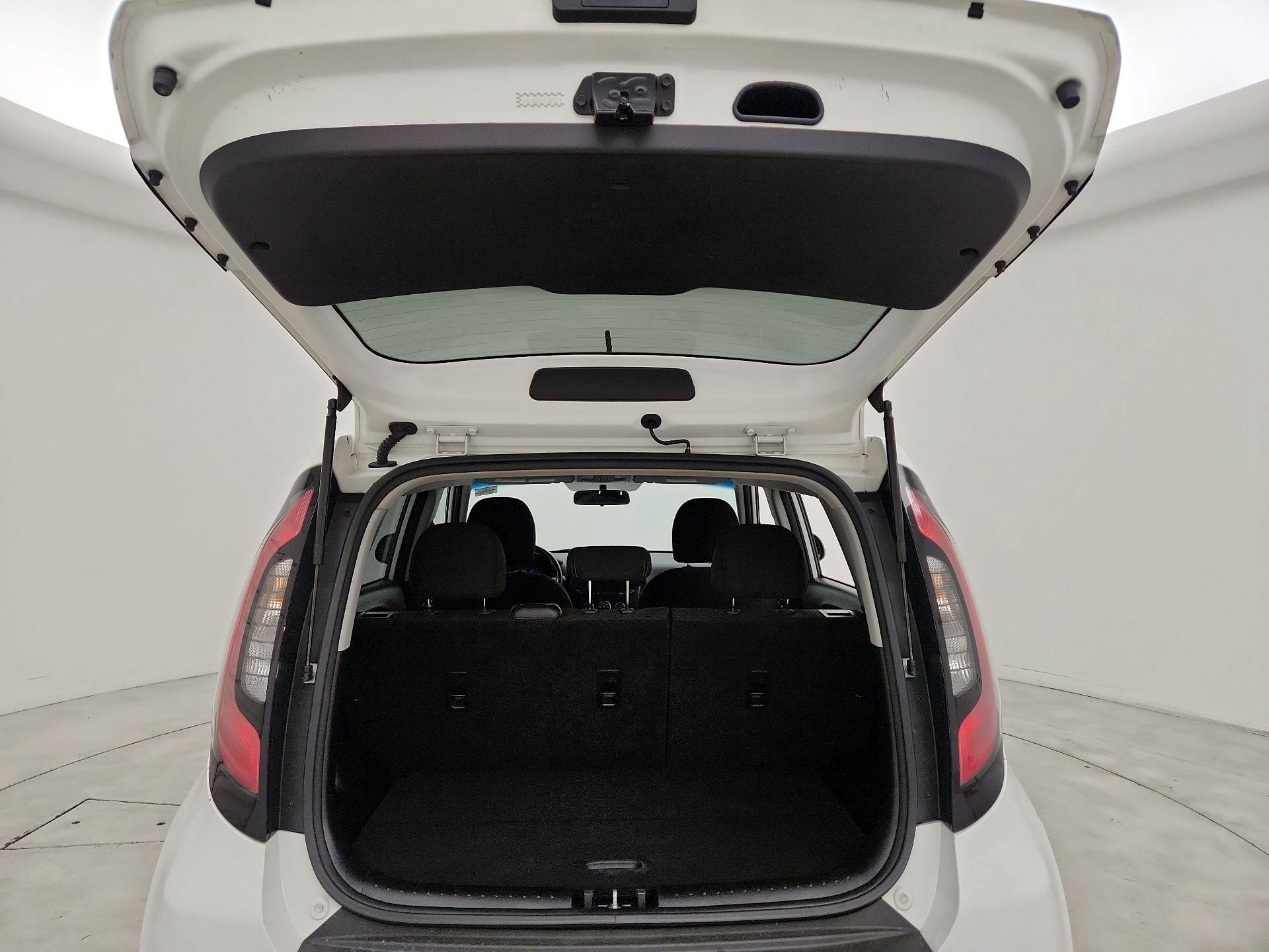 Thumbnail: 2016 Kia Soul - 19