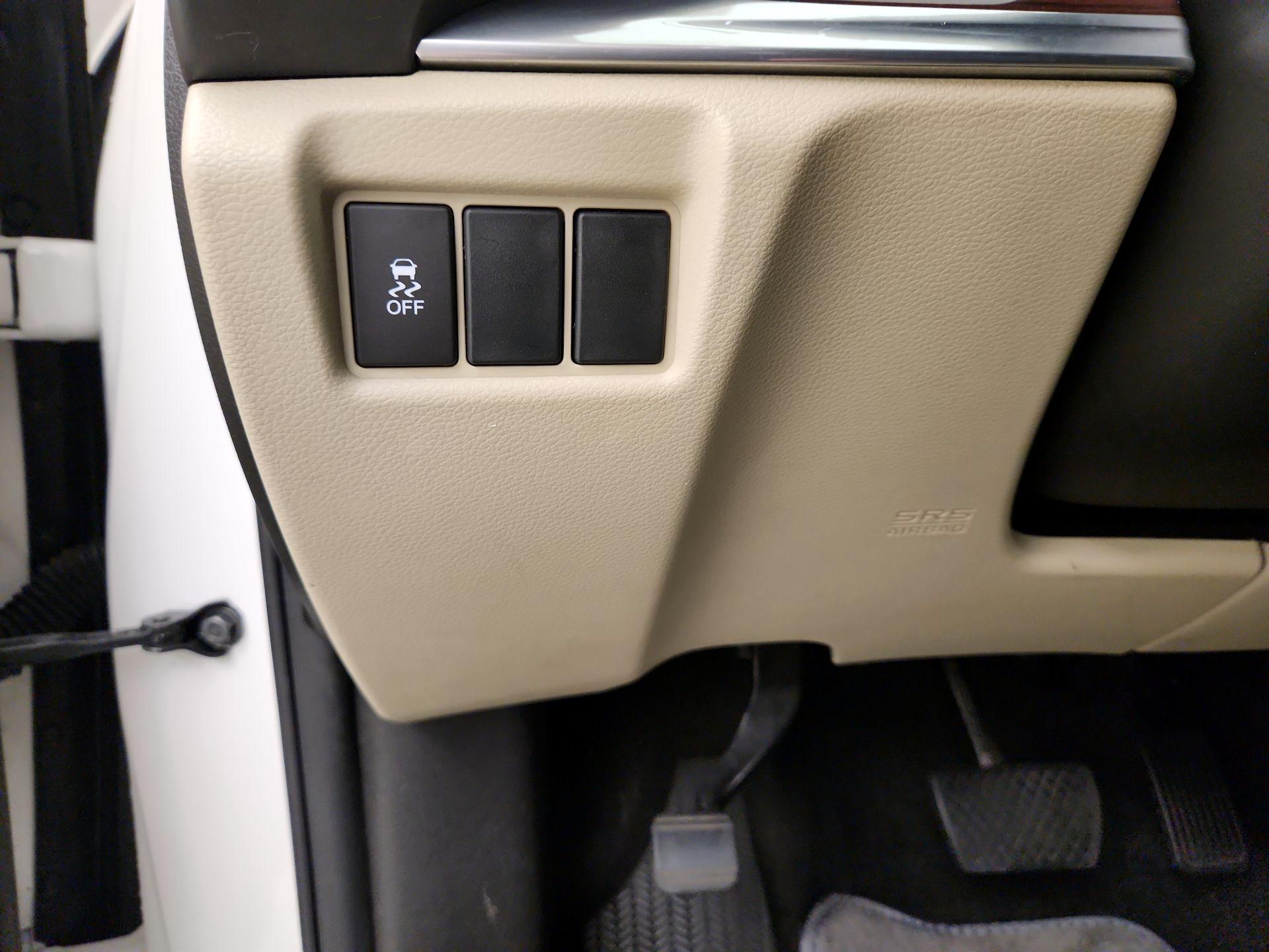 Thumbnail: 2016 Acura MDX - 13