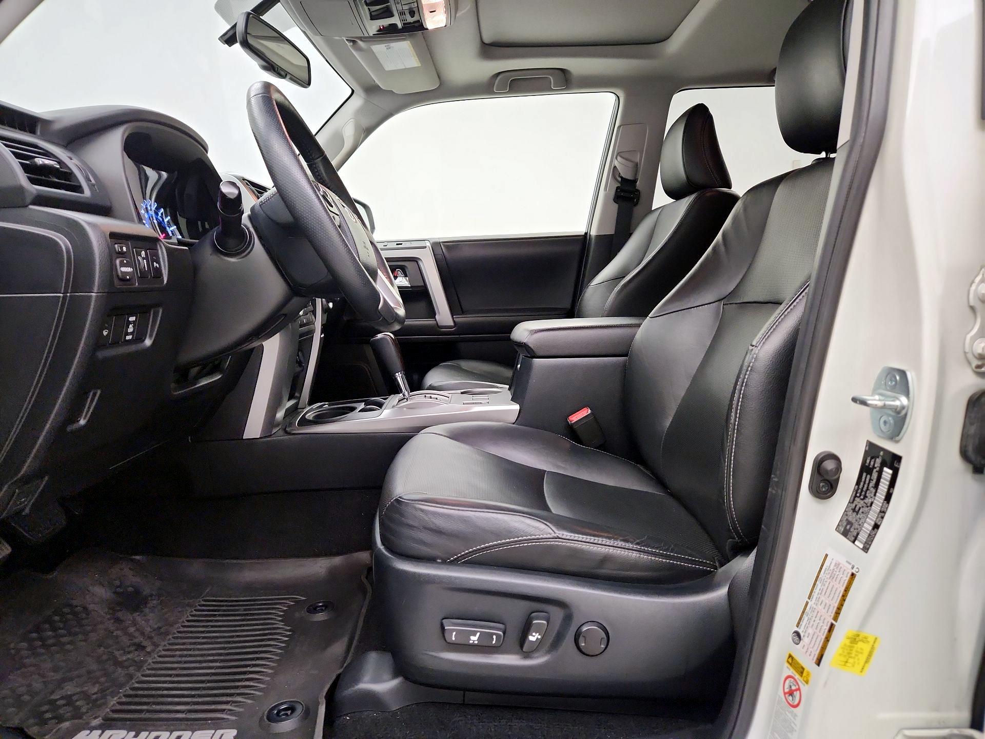 Thumbnail: 2017 Toyota 4Runner - 11