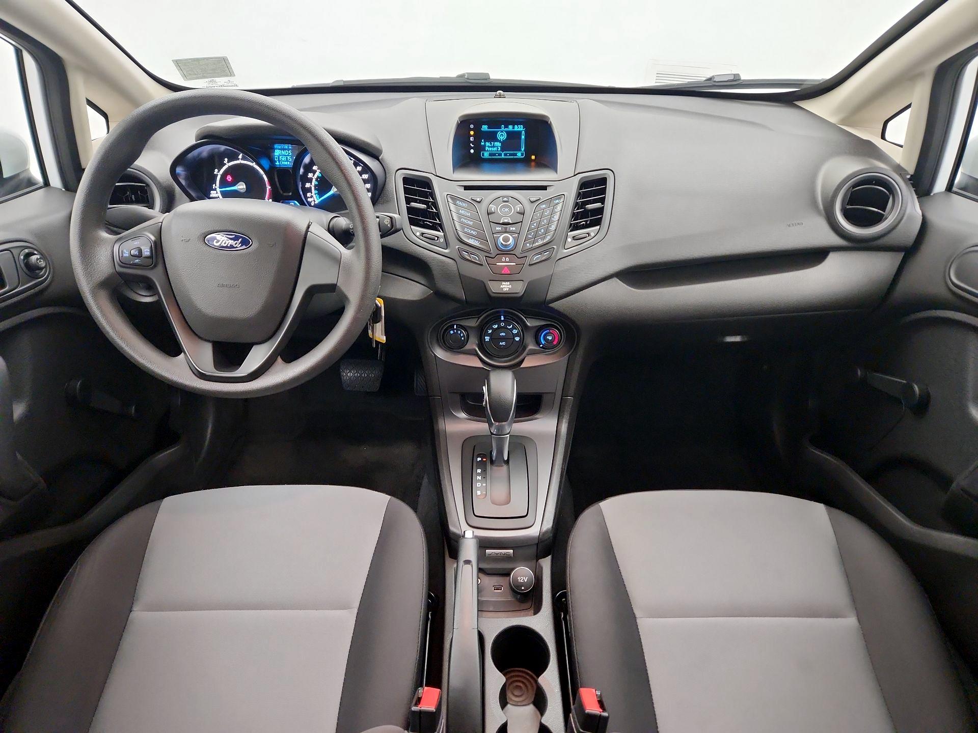 Thumbnail: 2015 Ford Fiesta - 9