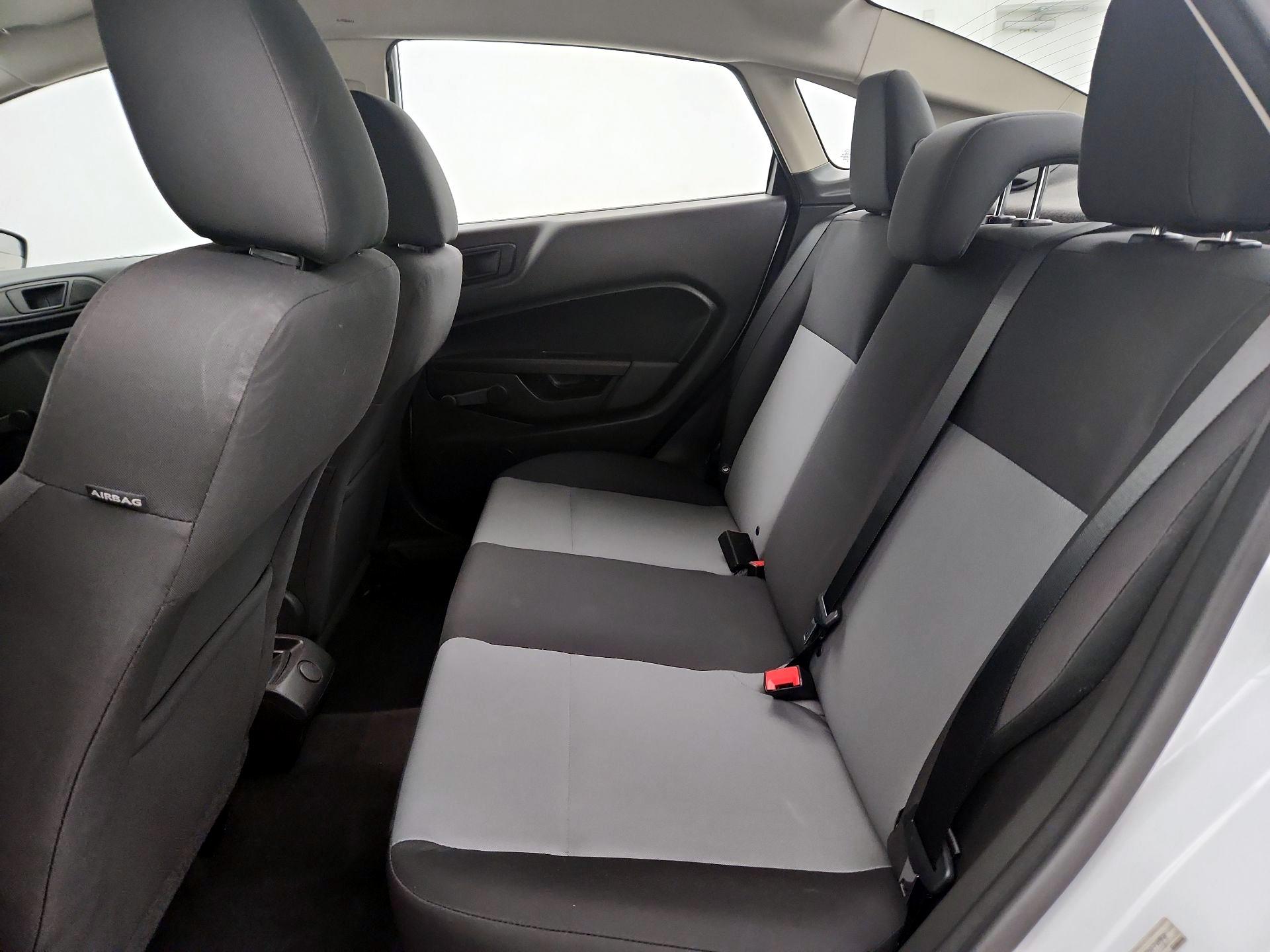 Thumbnail: 2015 Ford Fiesta - 18