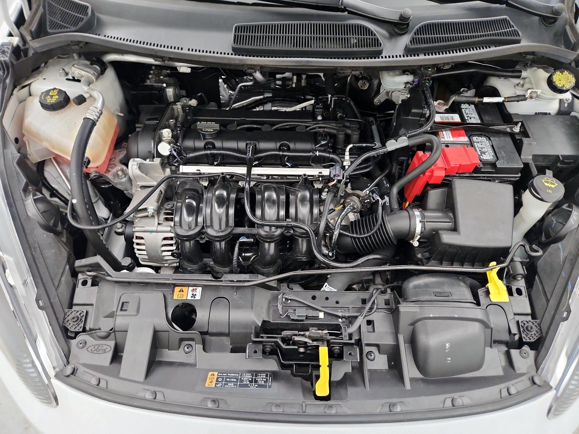 Thumbnail: 2015 Ford Fiesta - 20