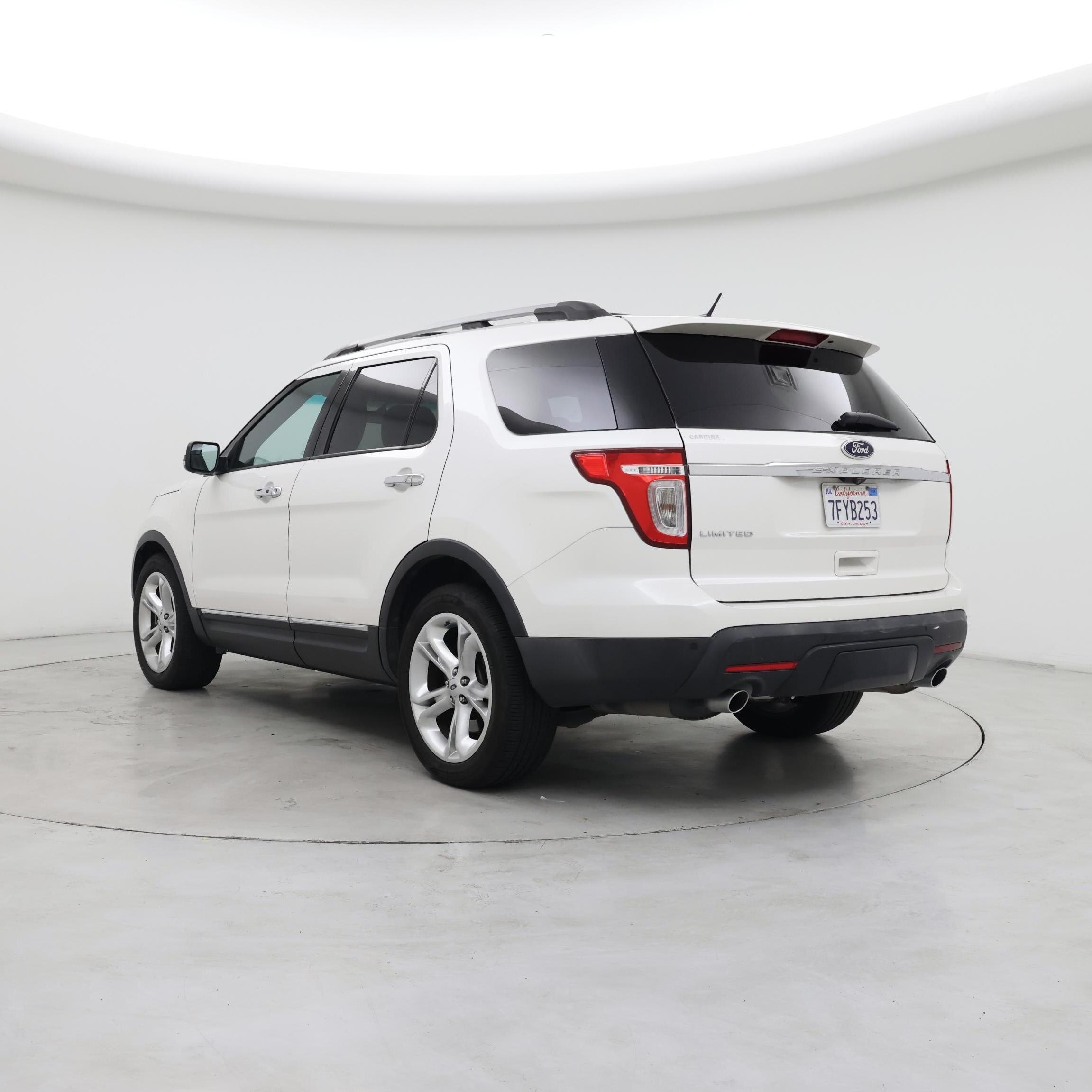 Thumbnail: 2015 Ford Explorer - 2