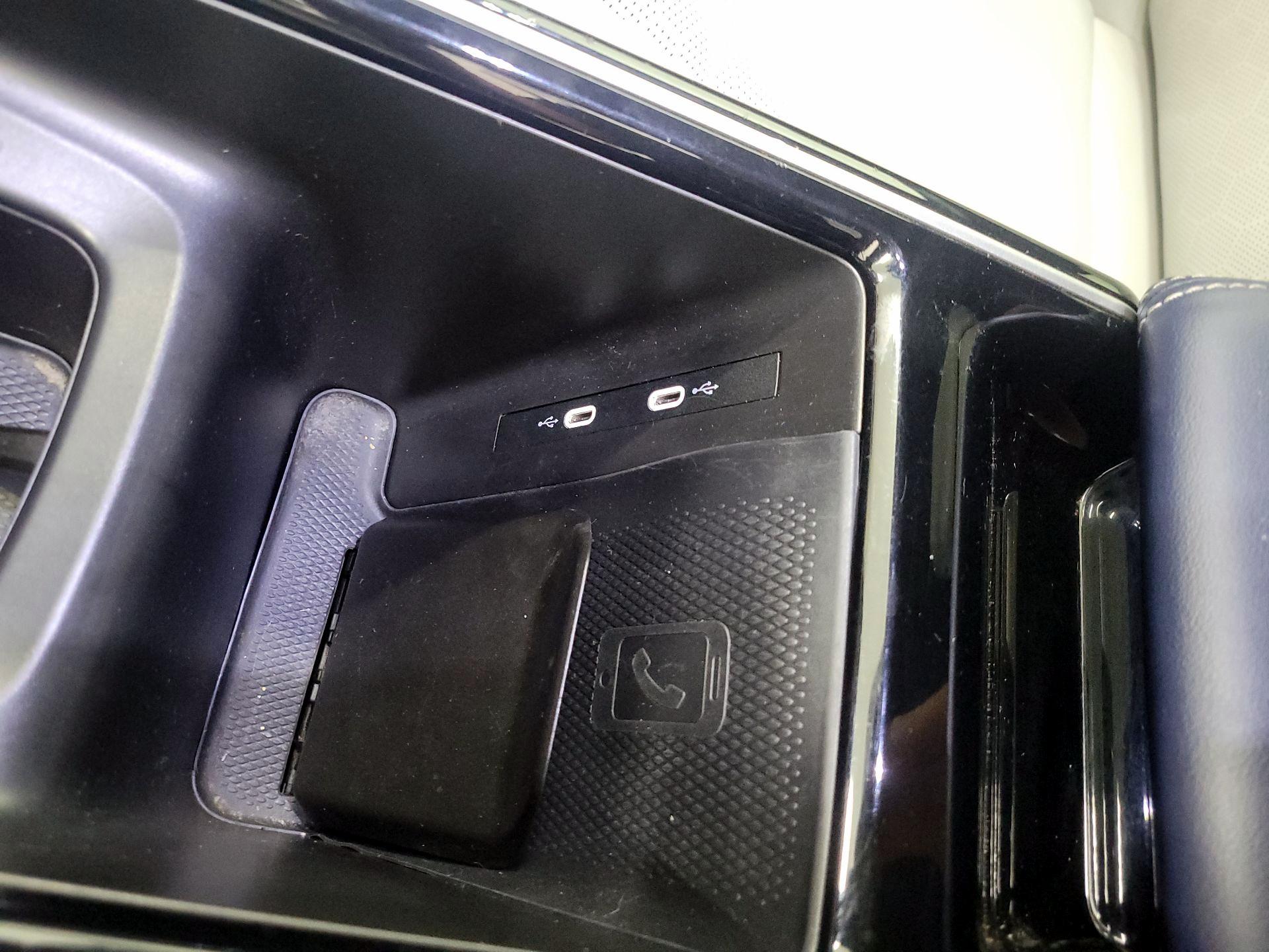 Thumbnail: 2023 Volkswagen ID.4 - 18