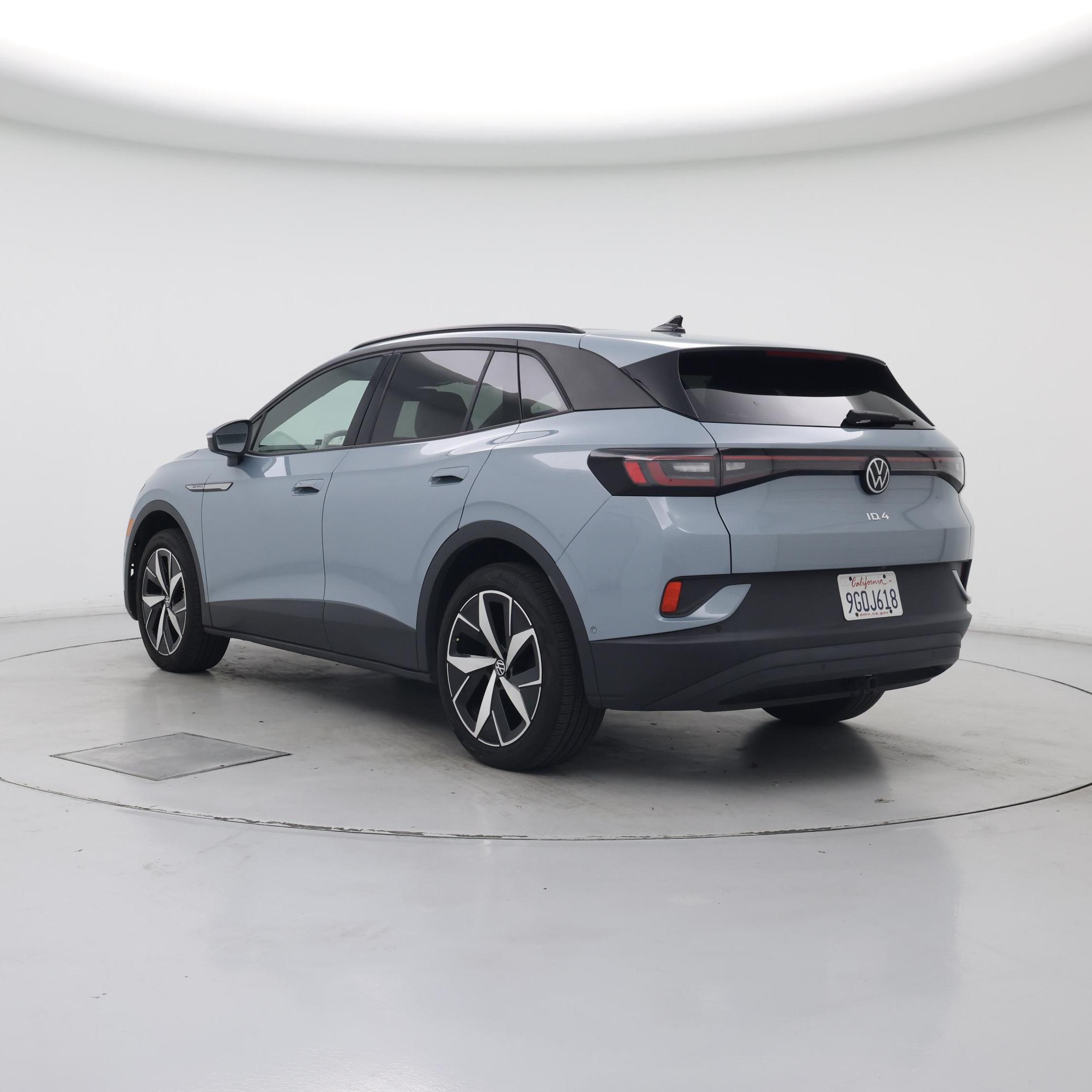 Thumbnail: 2023 Volkswagen ID.4 - 2
