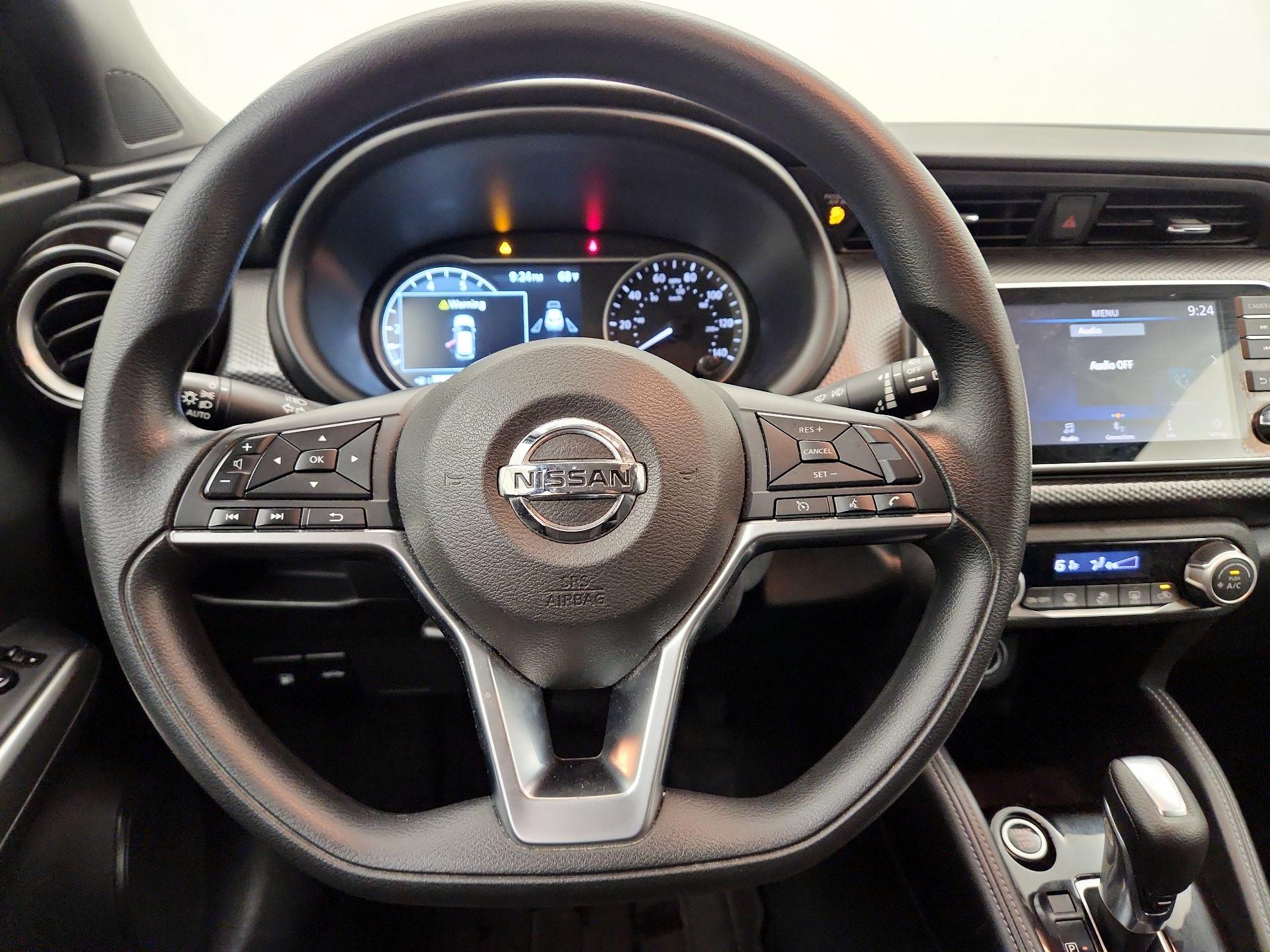 Thumbnail: 2019 Nissan Kicks - 10