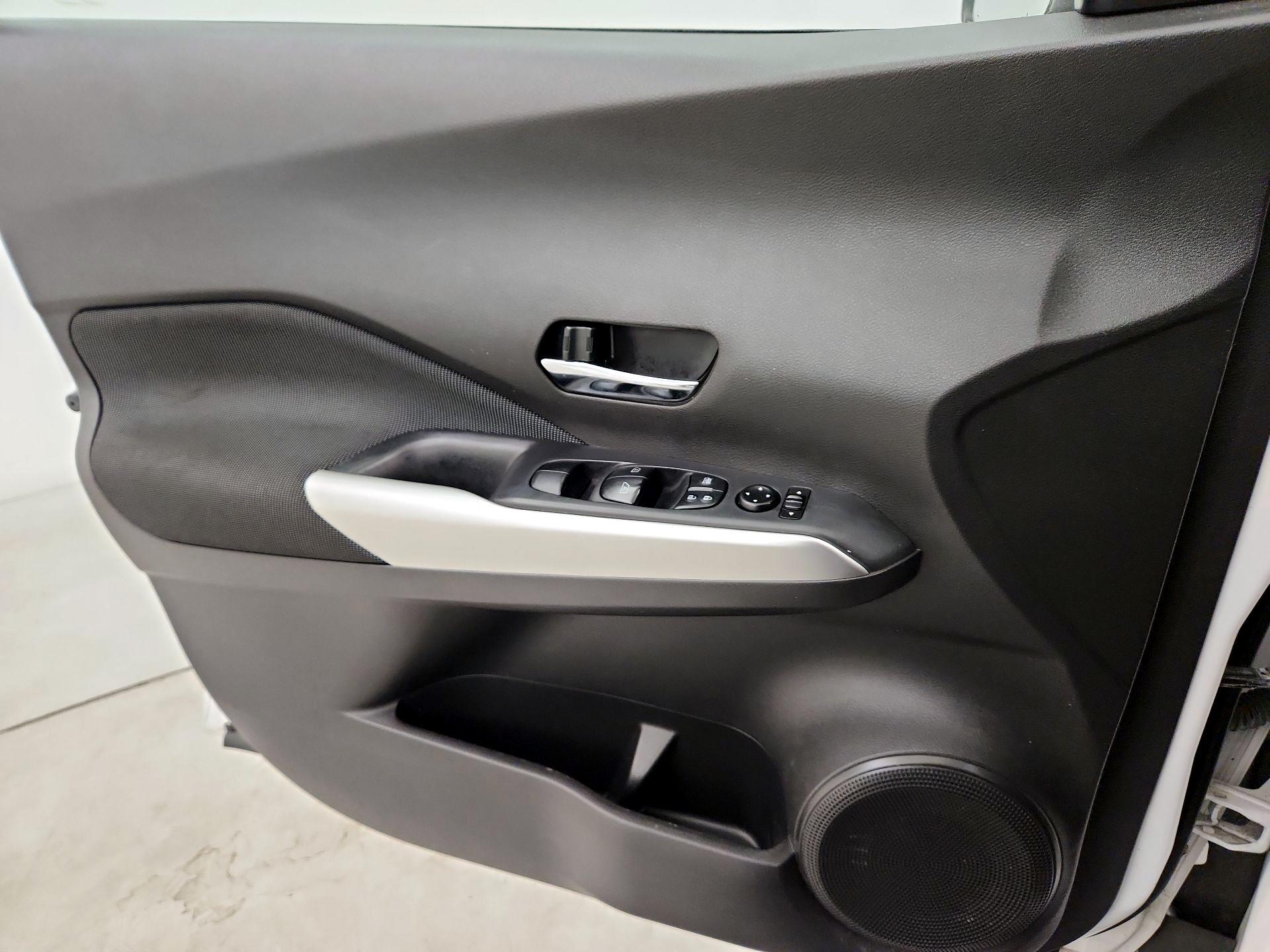 Thumbnail: 2019 Nissan Kicks - 12
