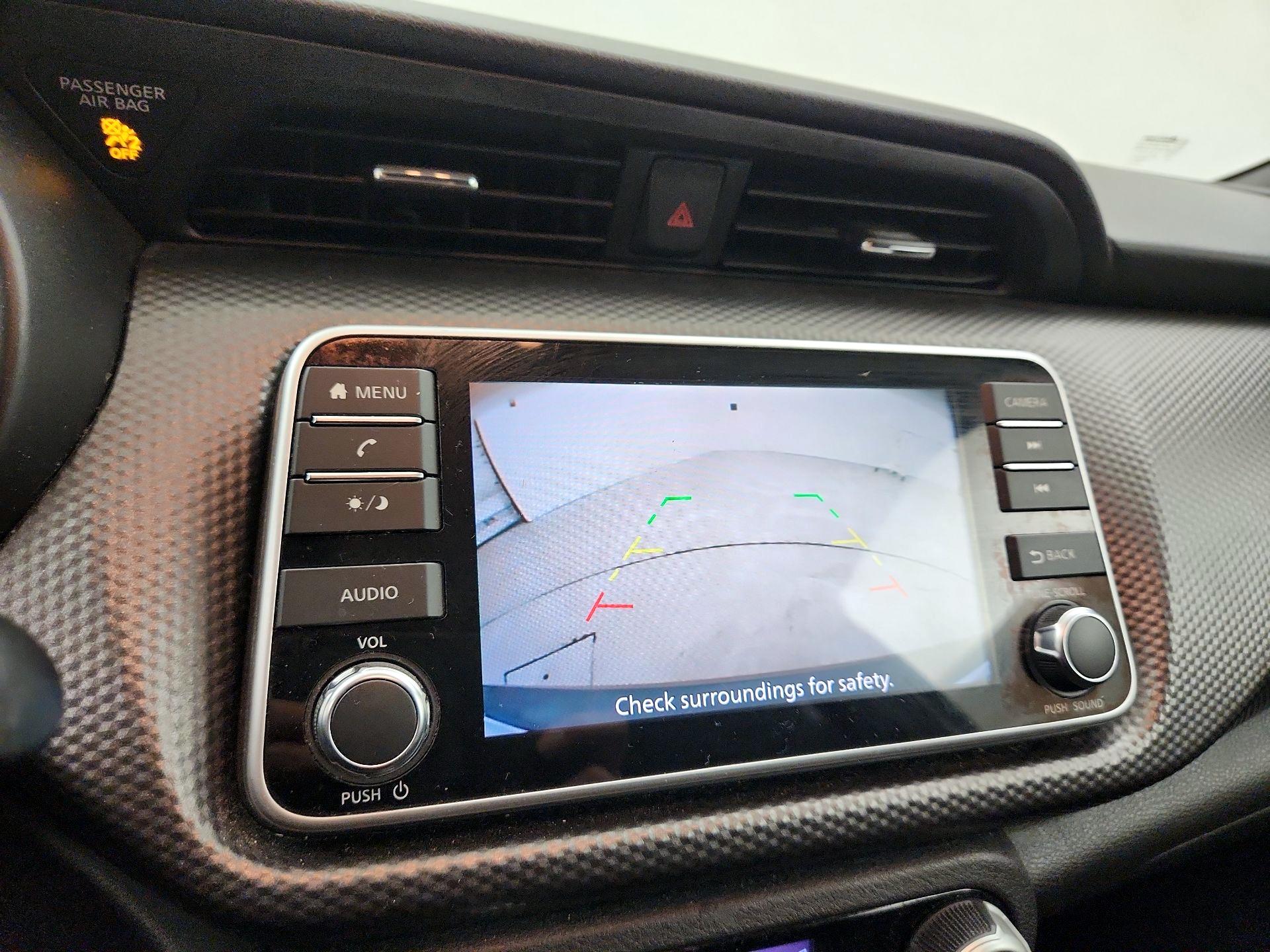 Thumbnail: 2019 Nissan Kicks - 13
