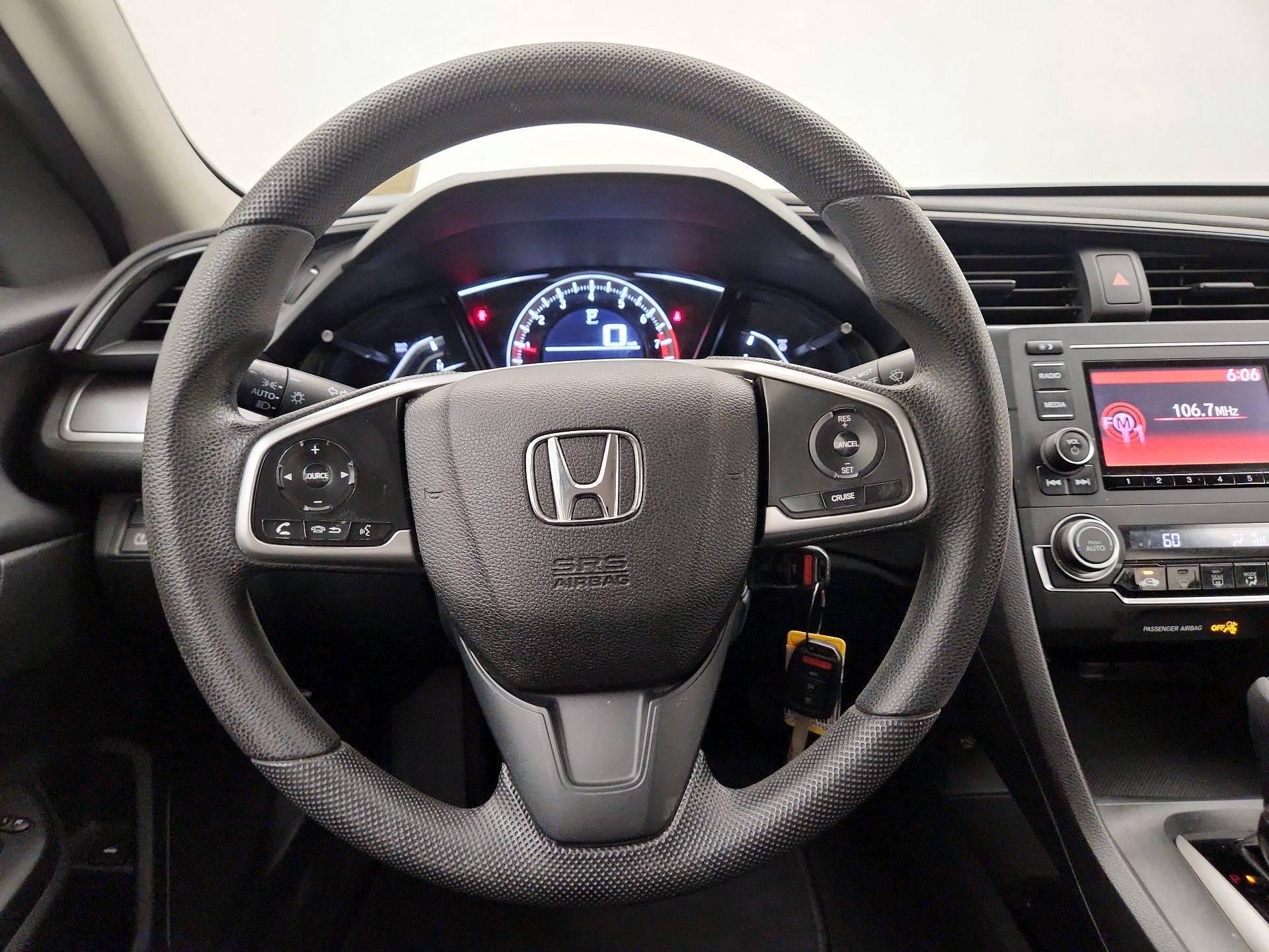 Thumbnail: 2016 Honda Civic - 10